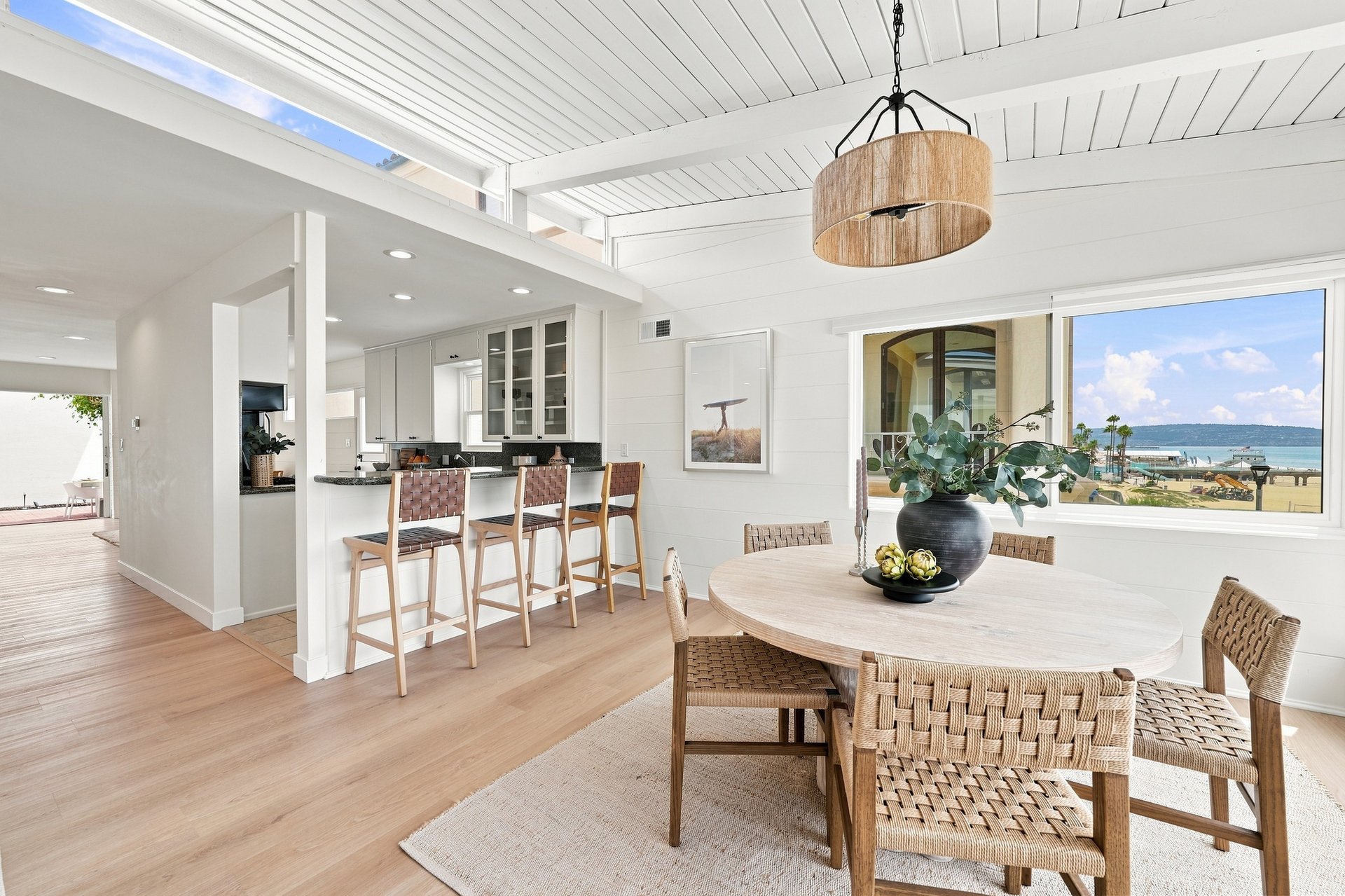 1416 The Strand