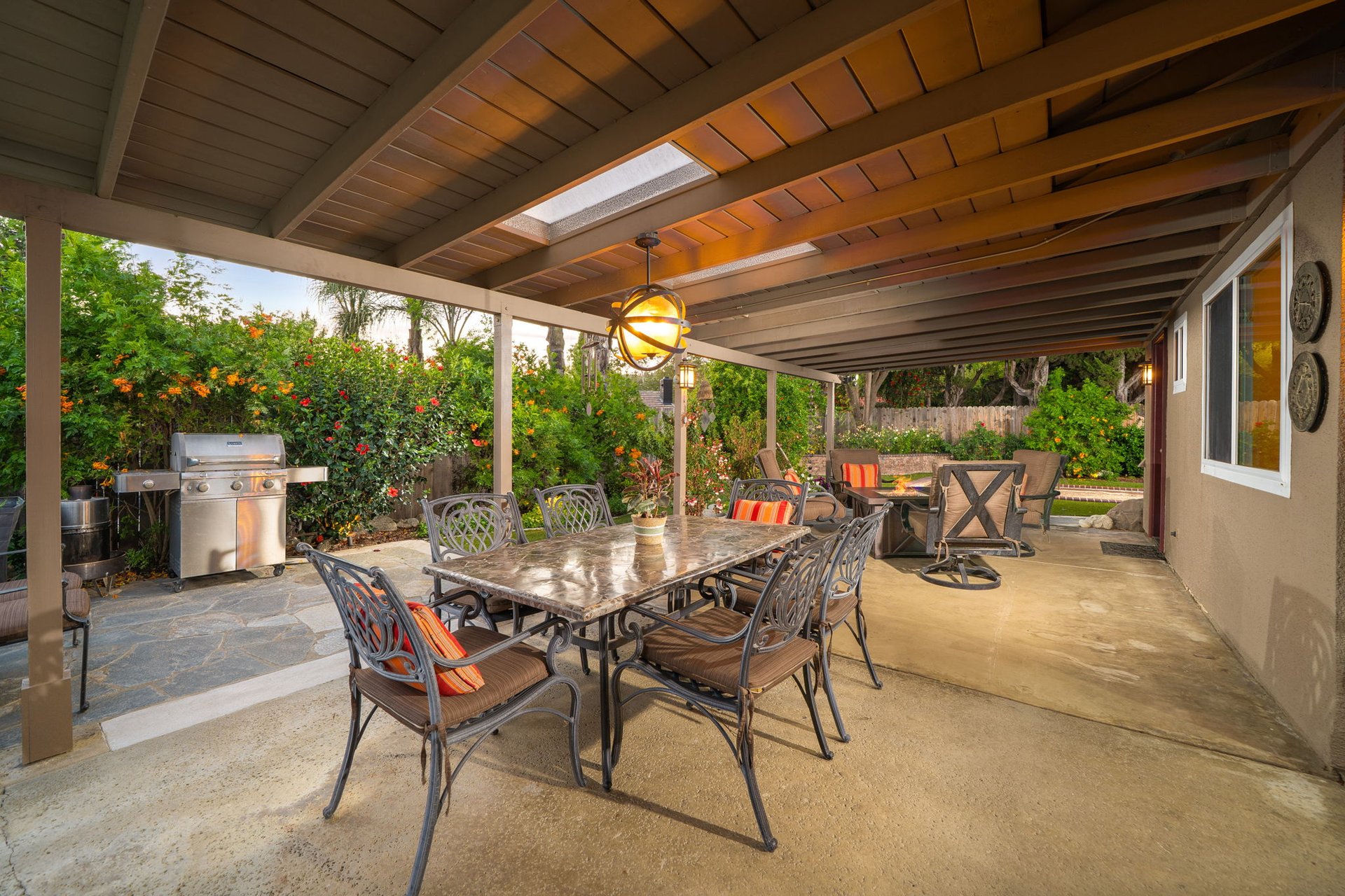 2309 Perry Court