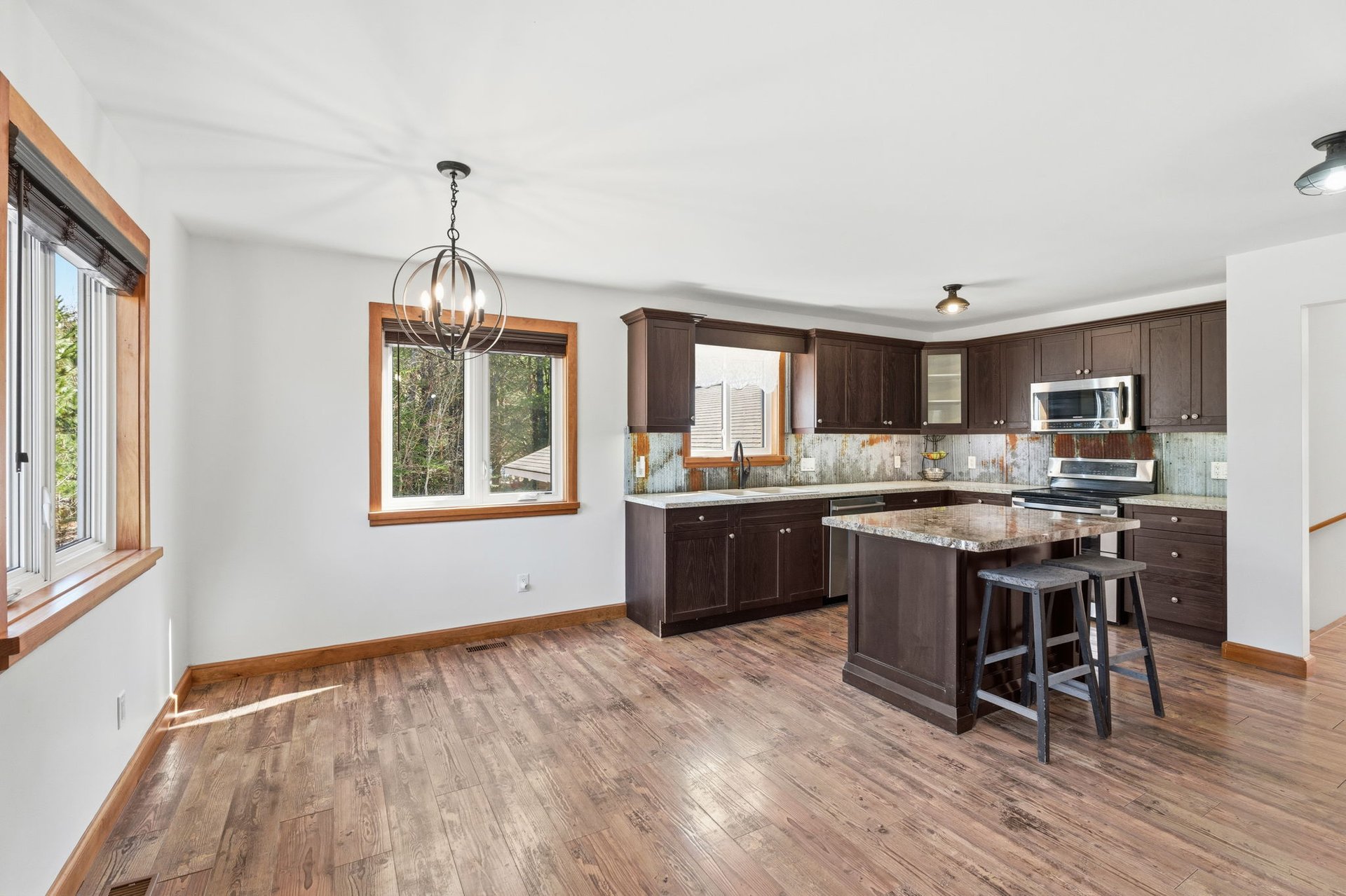 3184 Ravenscliffe Road, Huntsville