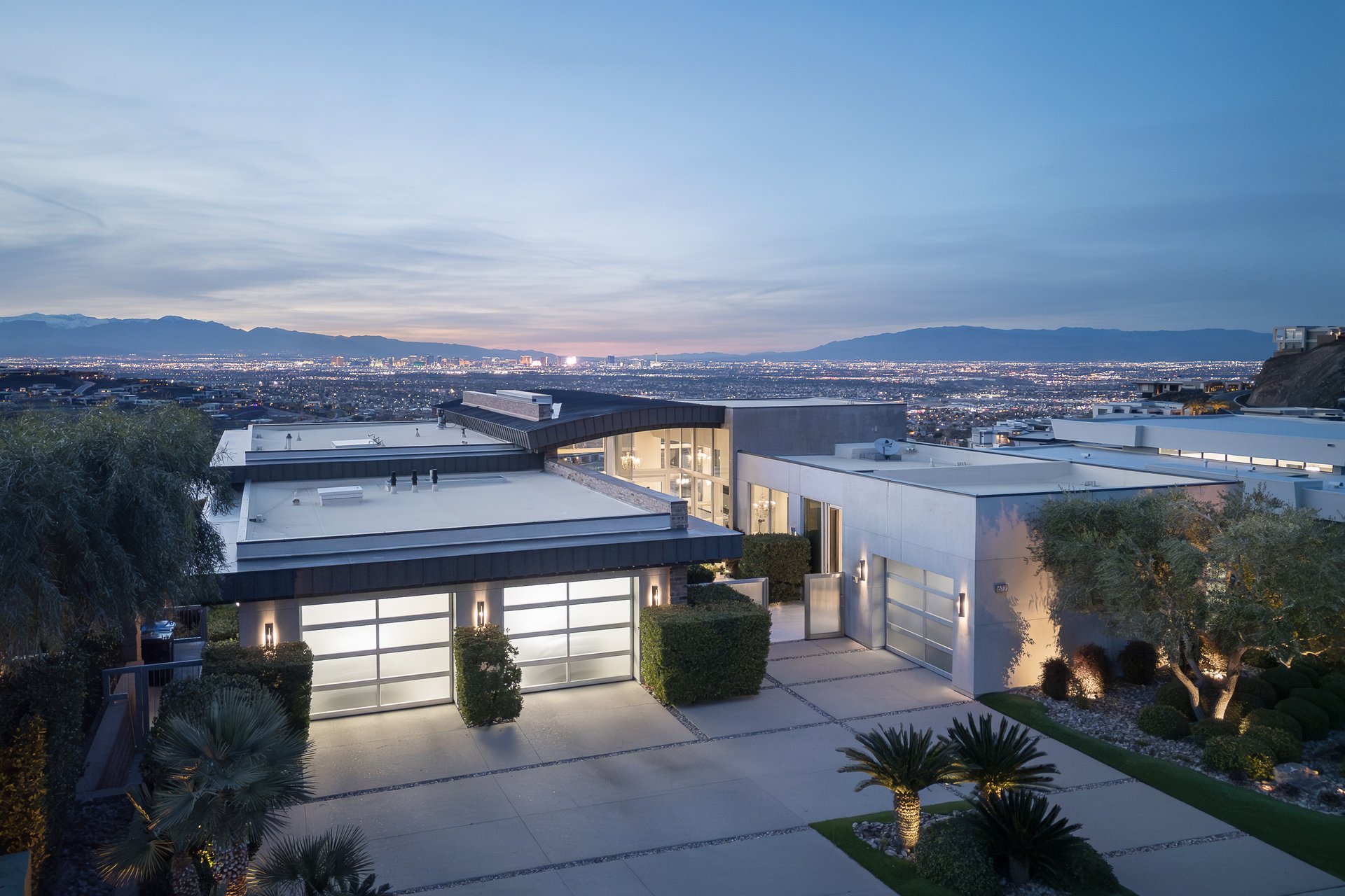 677 Tranquil Rim Court