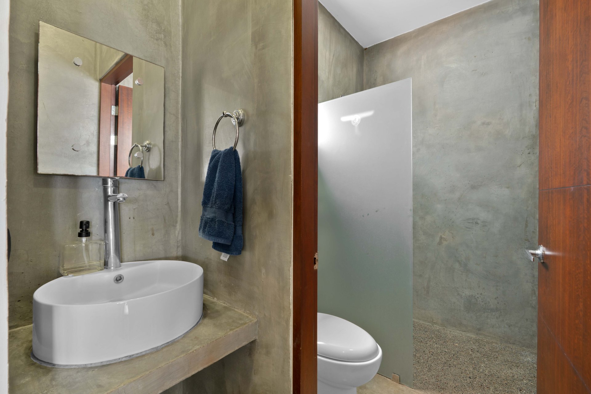 Casa Hijau | Modern Ocean-View Surf Home in Marbella