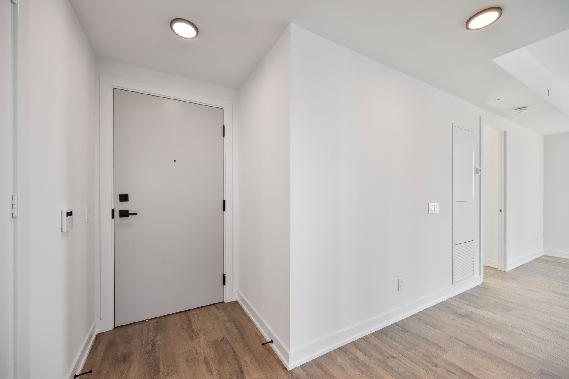 327 King Street W Unit: 4605