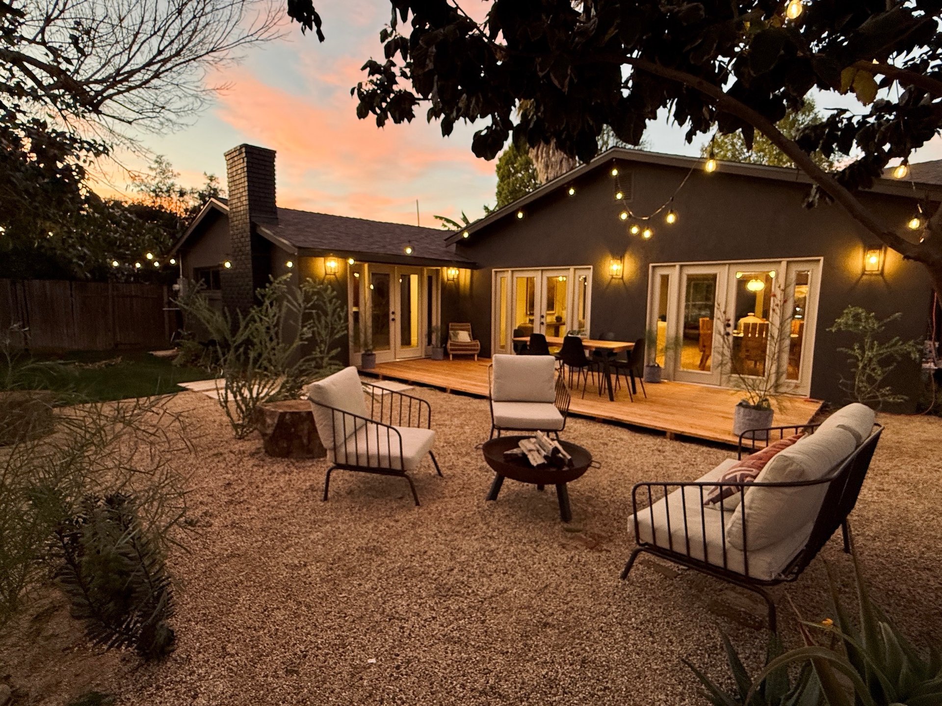 Outback Modern. Lake Balboa