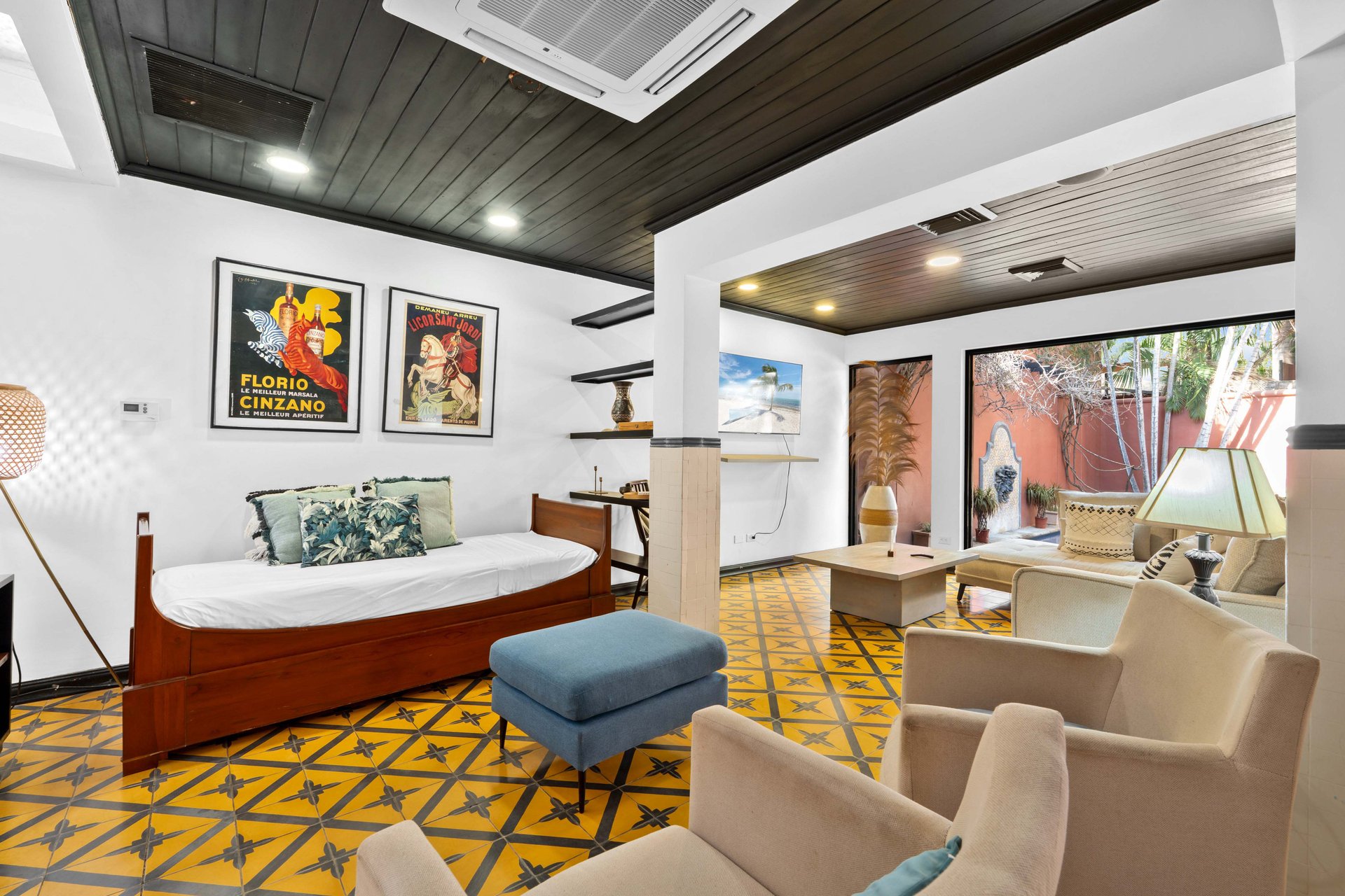 Villa Cerca del Mar 5 | Beach House in Highly Coveted and Intimate Development in Tamarindo/Langosta