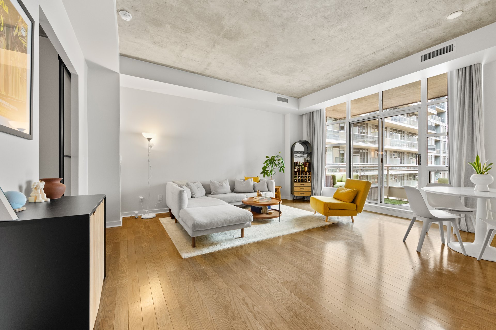 19 Brant Street Suite 508