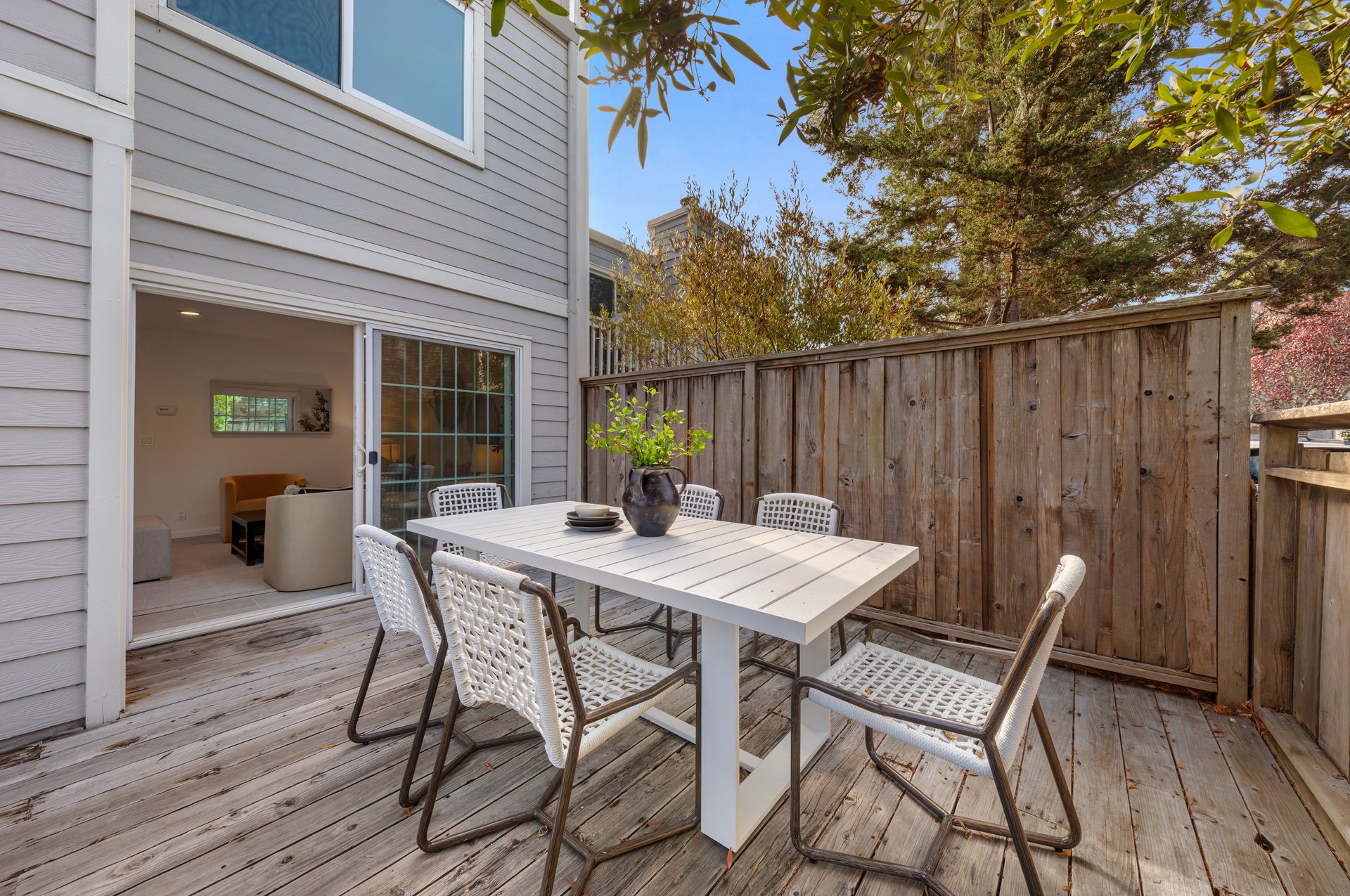 Private and Inviting Townhome
