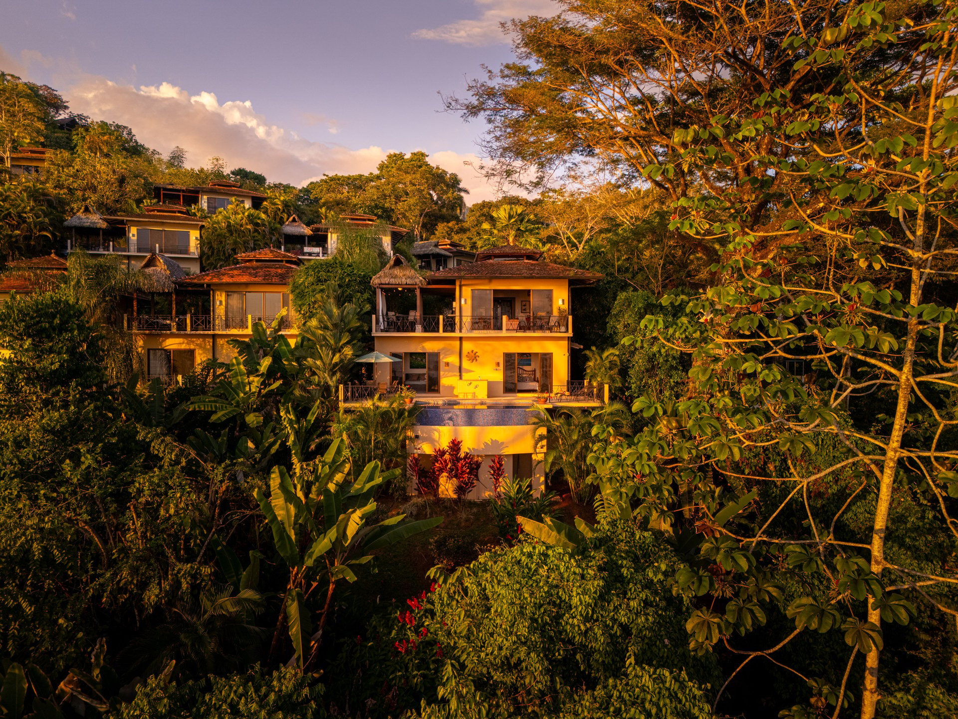 Canto Del Mar, Villa 3, Front Ridge Full Sunset Ocean and Jungle Views!