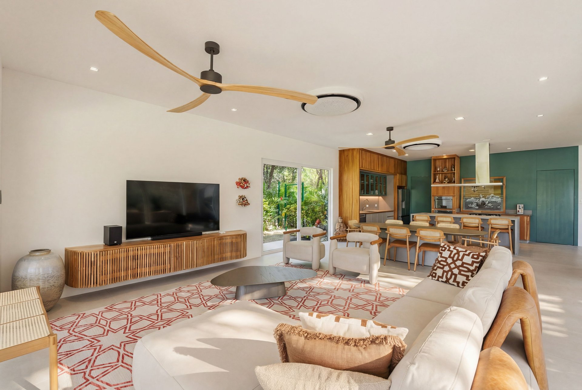 Casa Estrella de Mar | Luxury 5-Bedroom Beachside Home for Sale in Las Golondrinas, Hacienda Pinilla