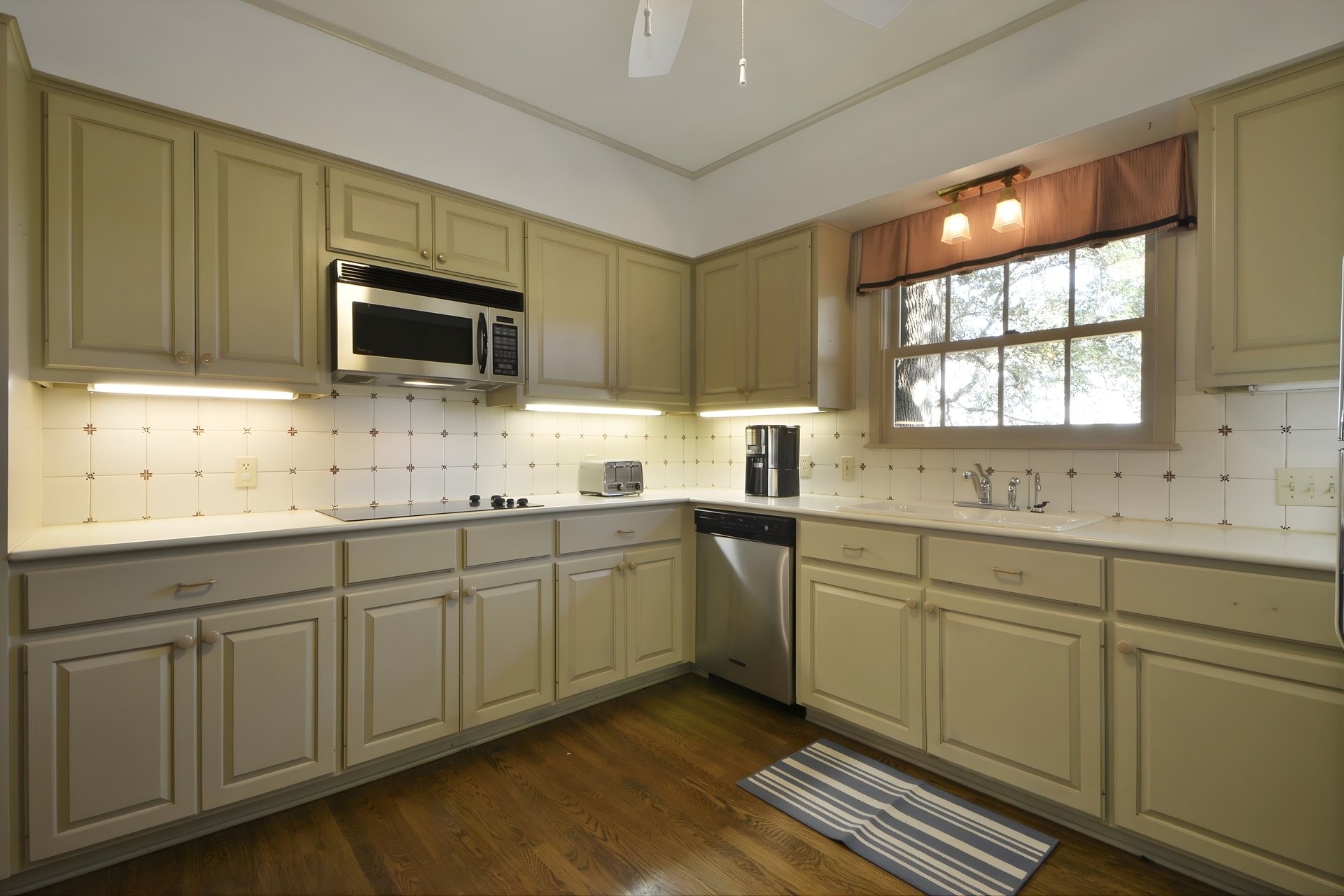 1409 Old Wagon Road