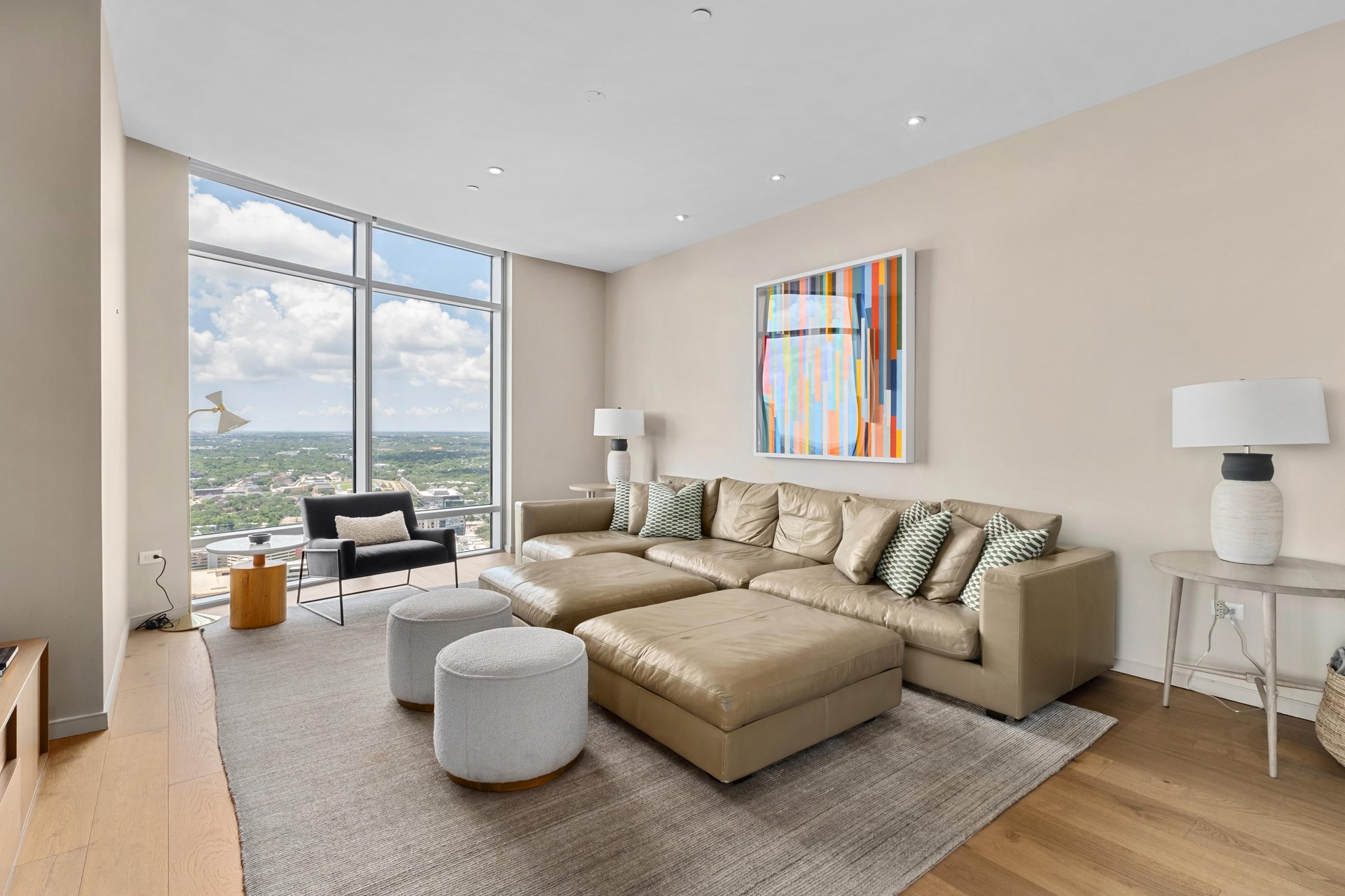200 Congress Avenue #37H