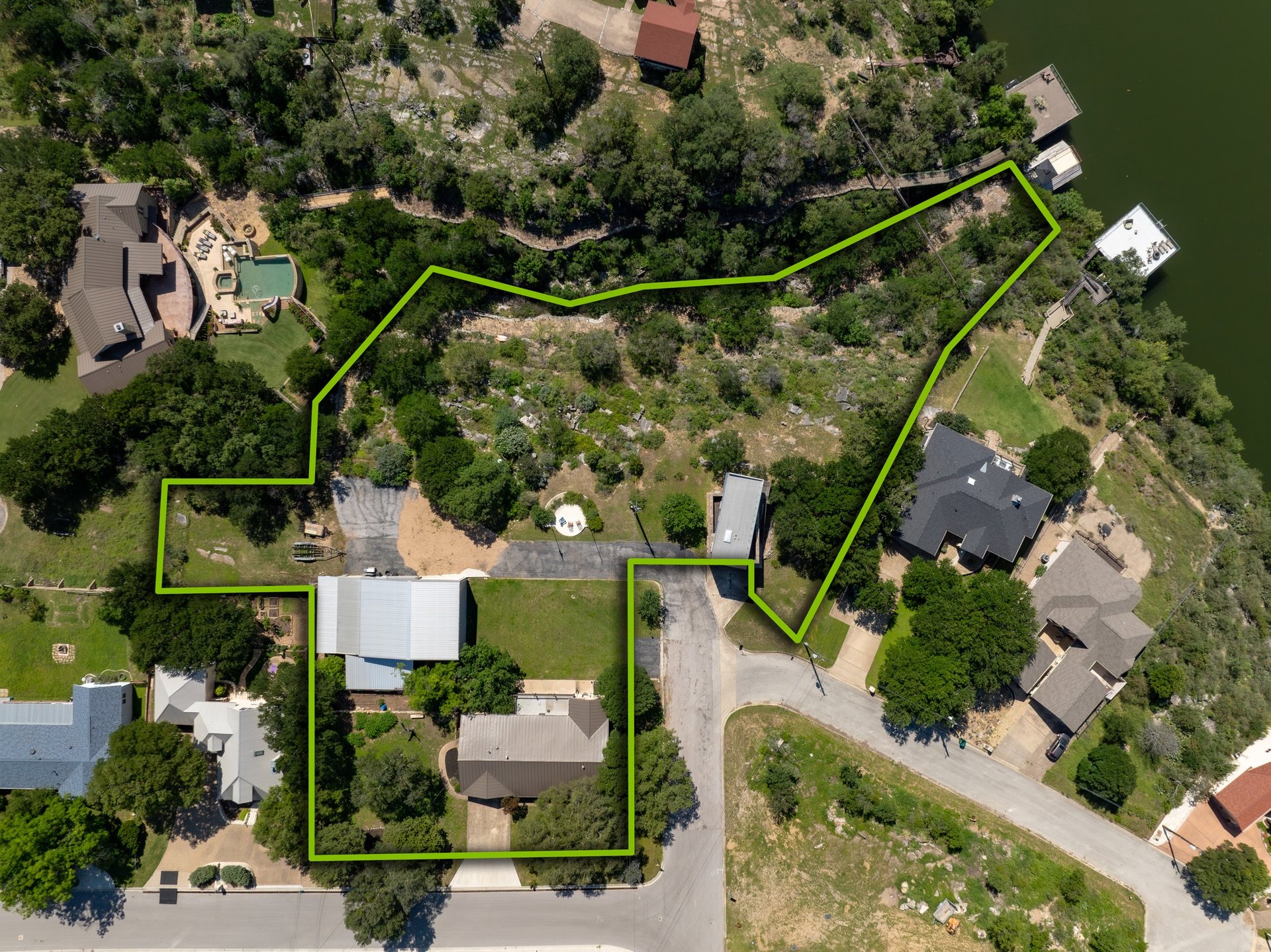 401 Crestview Drive and 309 Cliff Circle