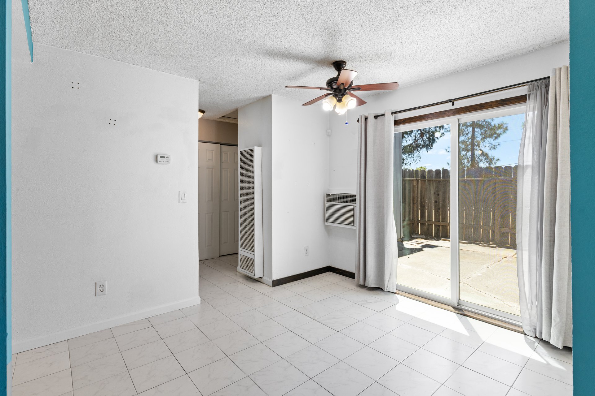 200 Del Luz Ct