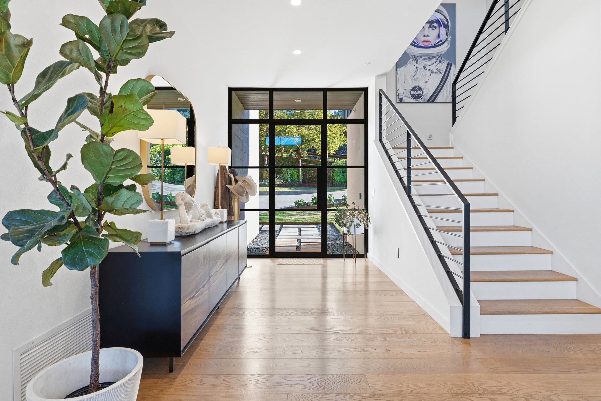 West Lake Hills Modern Sanctuary