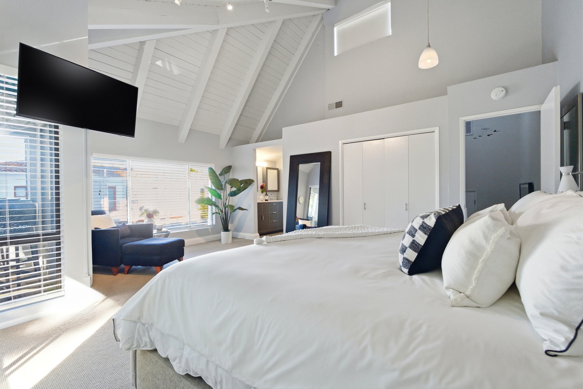 1013 16th St Unit: 101, Santa Monica 