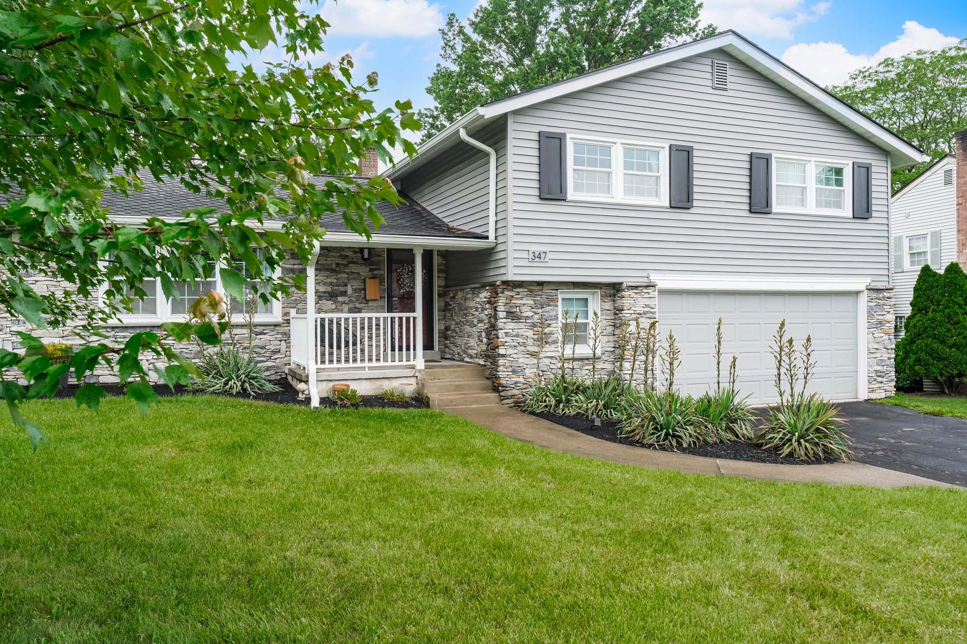 347 Barrett Road