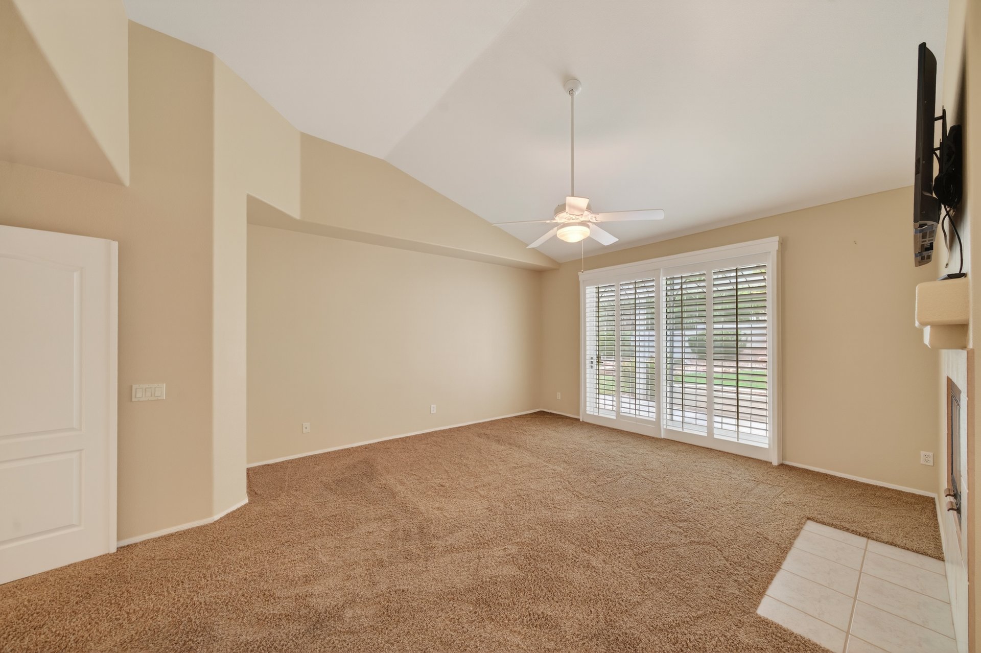 9437 Churchill Downs Dr