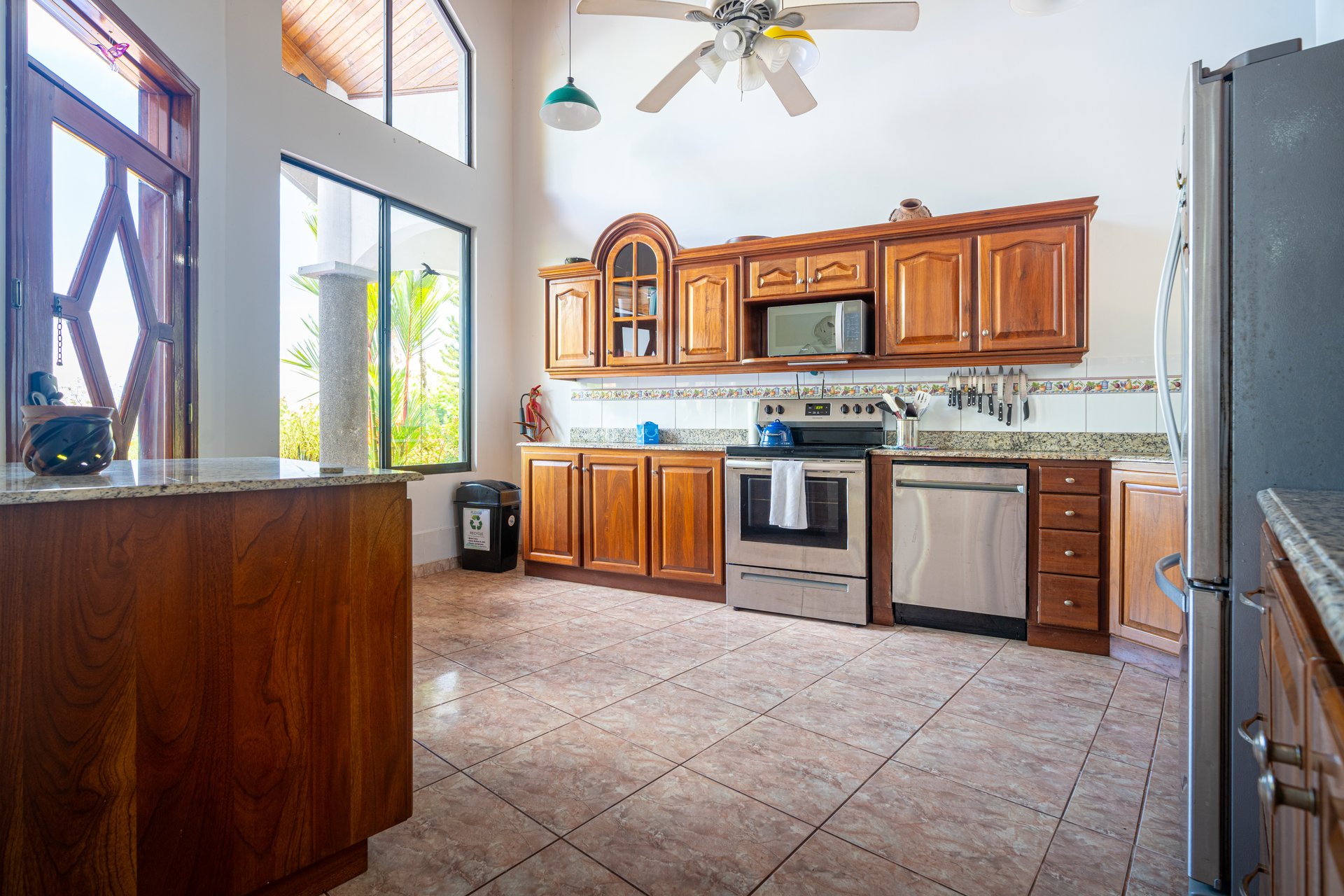 Casa La Bendición, Private Jungle Retreat with Ocean View