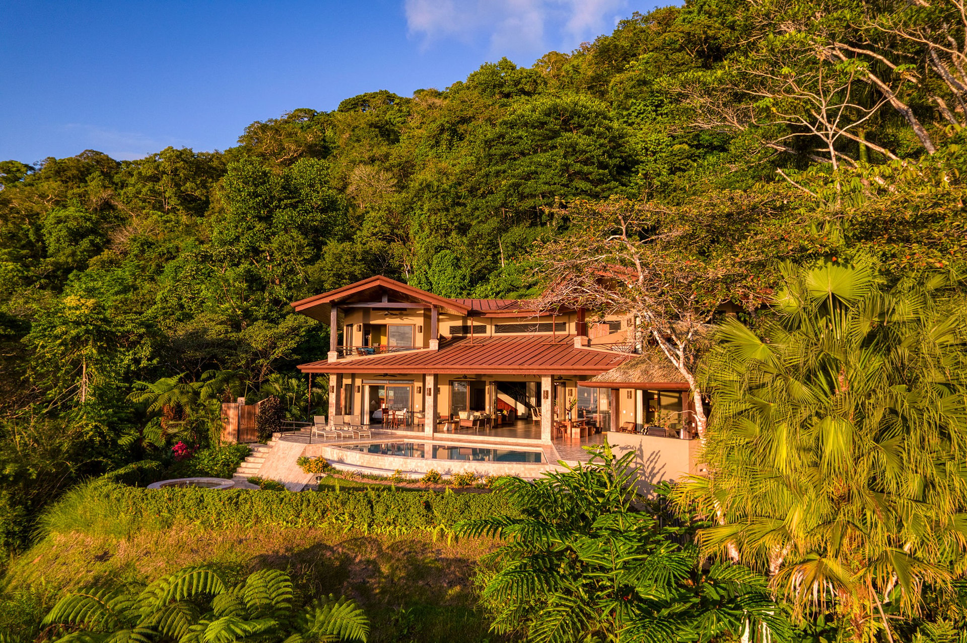Casa Bambú – LUXURY 5 BEDROOM ESTATE WITH EXCEPTIONAL OCEAN VIEWS