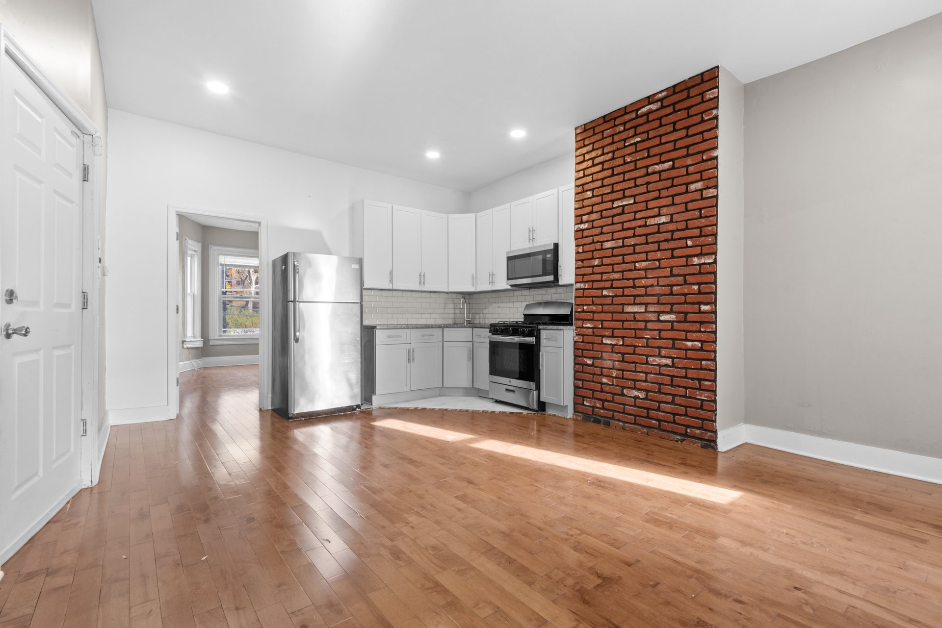 121 Lembeck Avenue