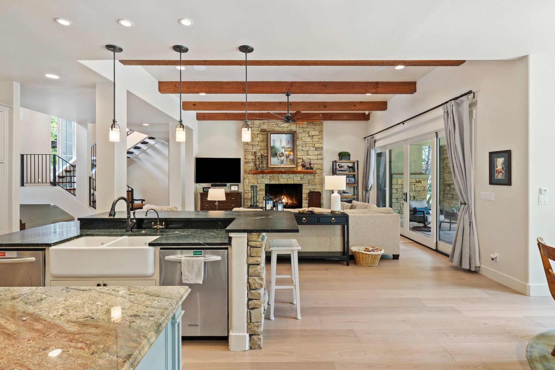 12821 Hacienda Ridge