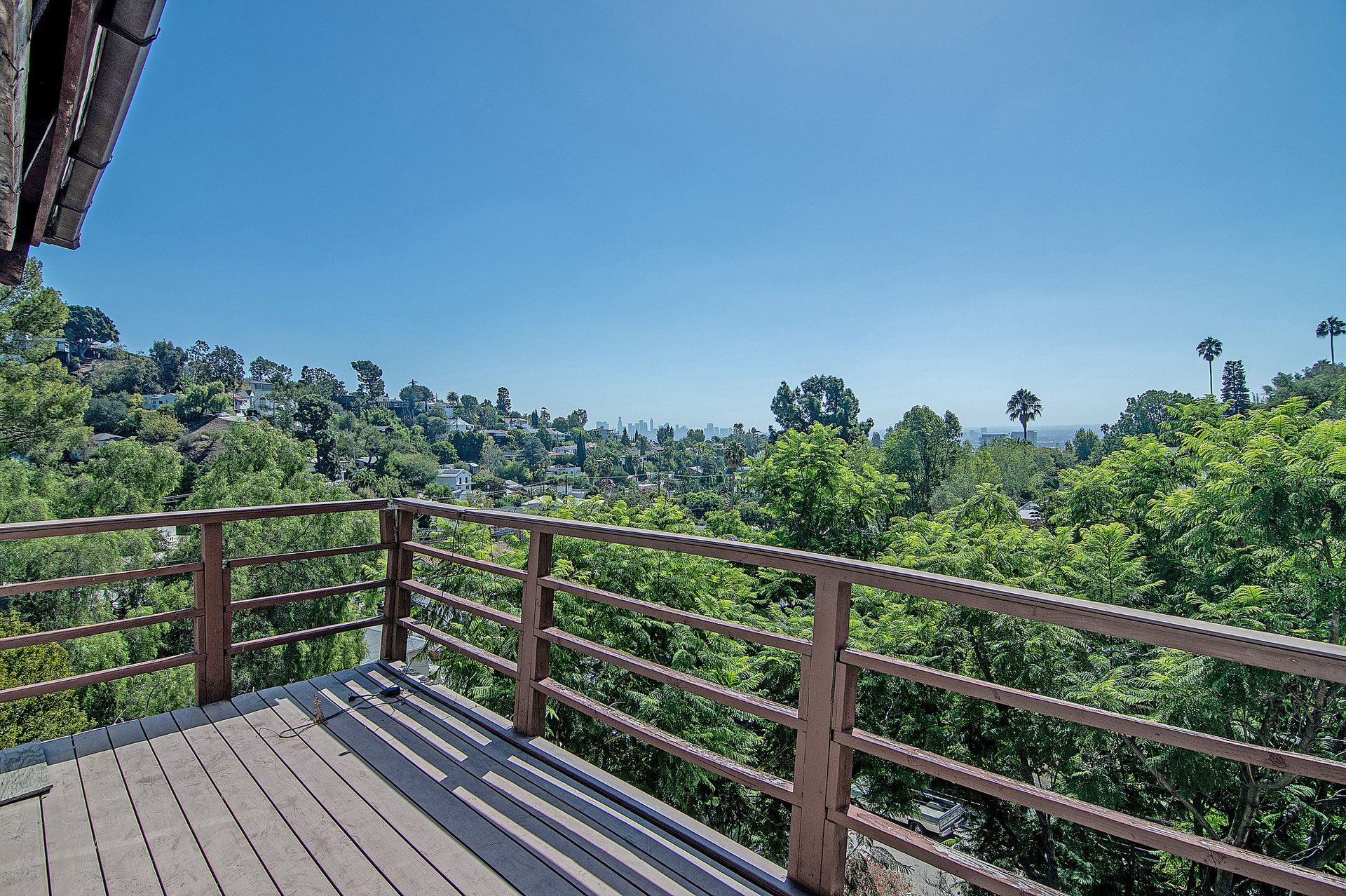 6131 Glen Tower St.