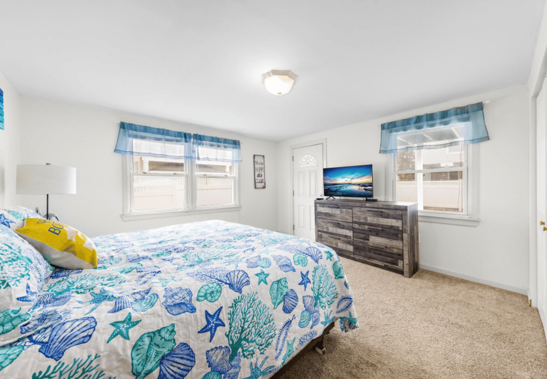 18 E Dupont Ave, Brant Beach (Ground Floor) 