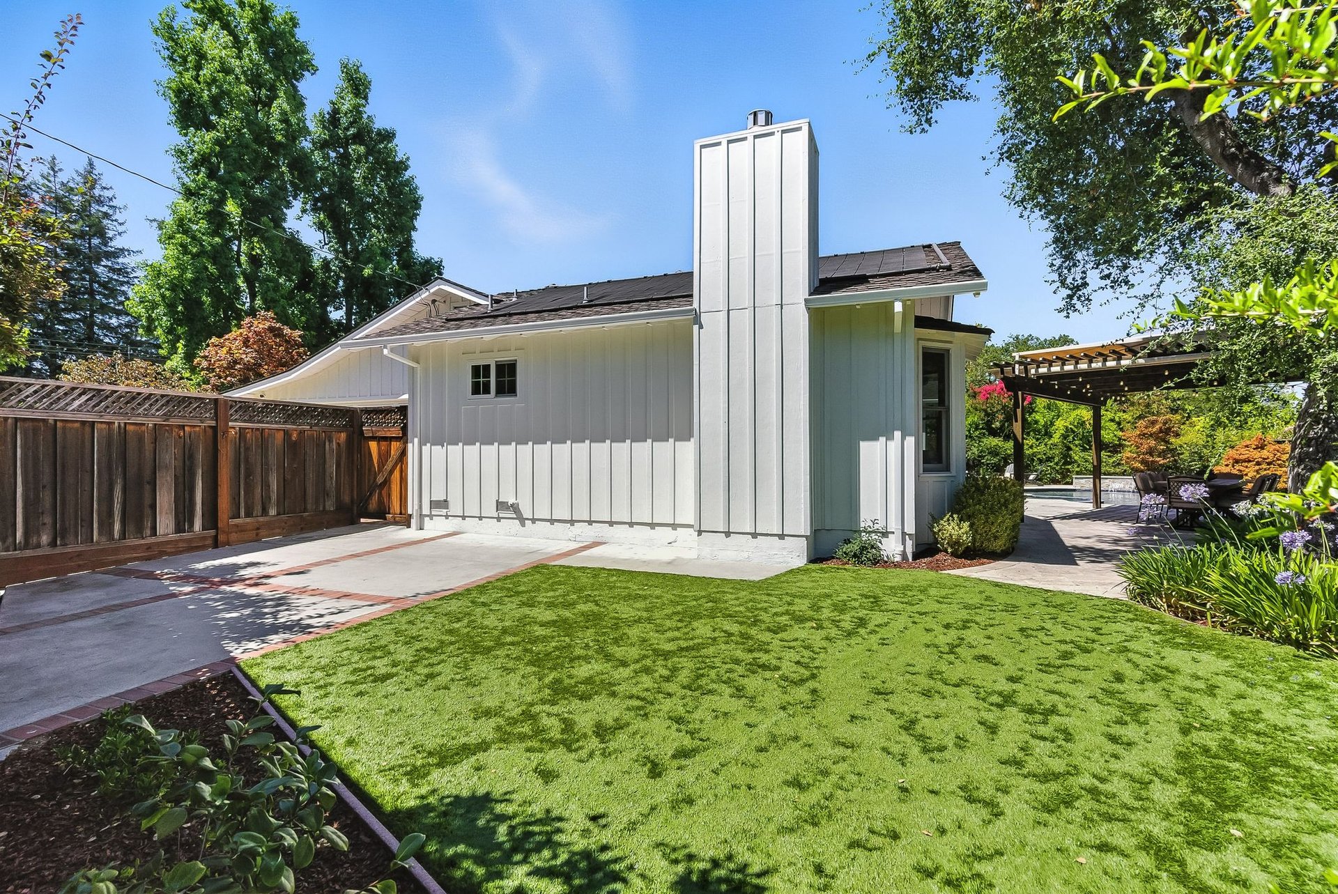 16180 Jasmine Way