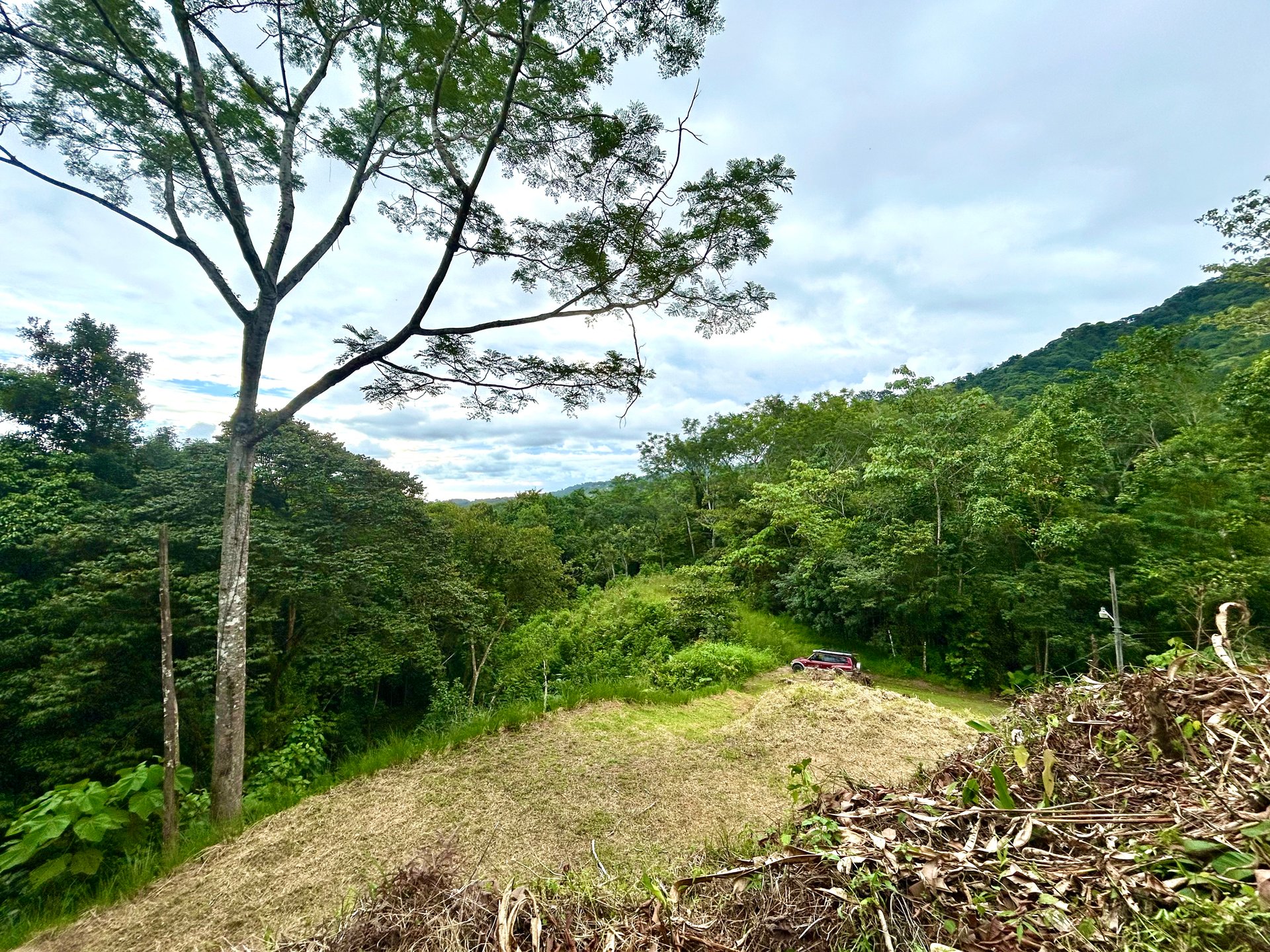 Beautiful Lot in Phase 9 Ojochal, Gated Communuity - NOW WITH LEGAL WATER