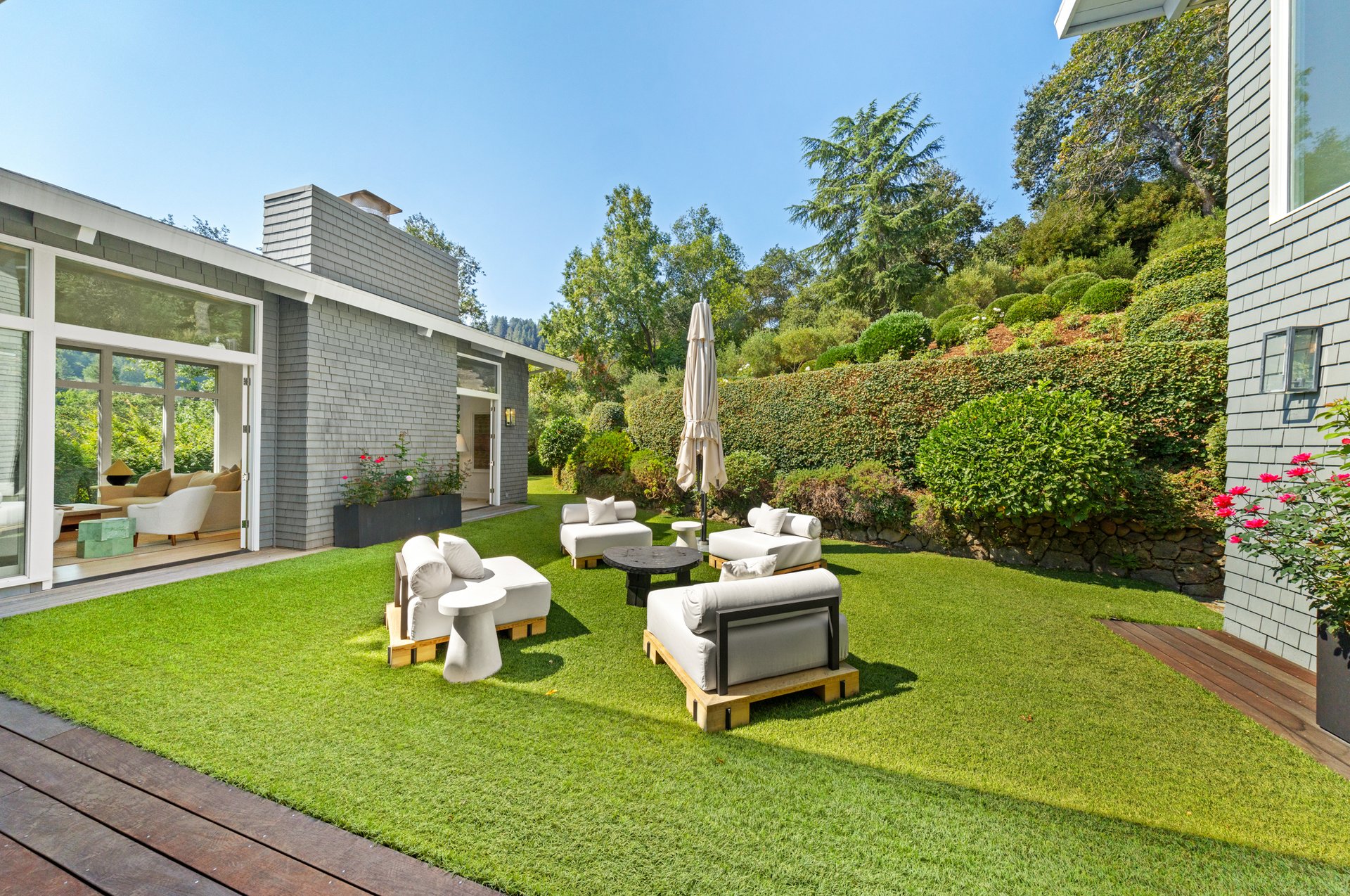 Private, Modern Compound in Premier Ross Location