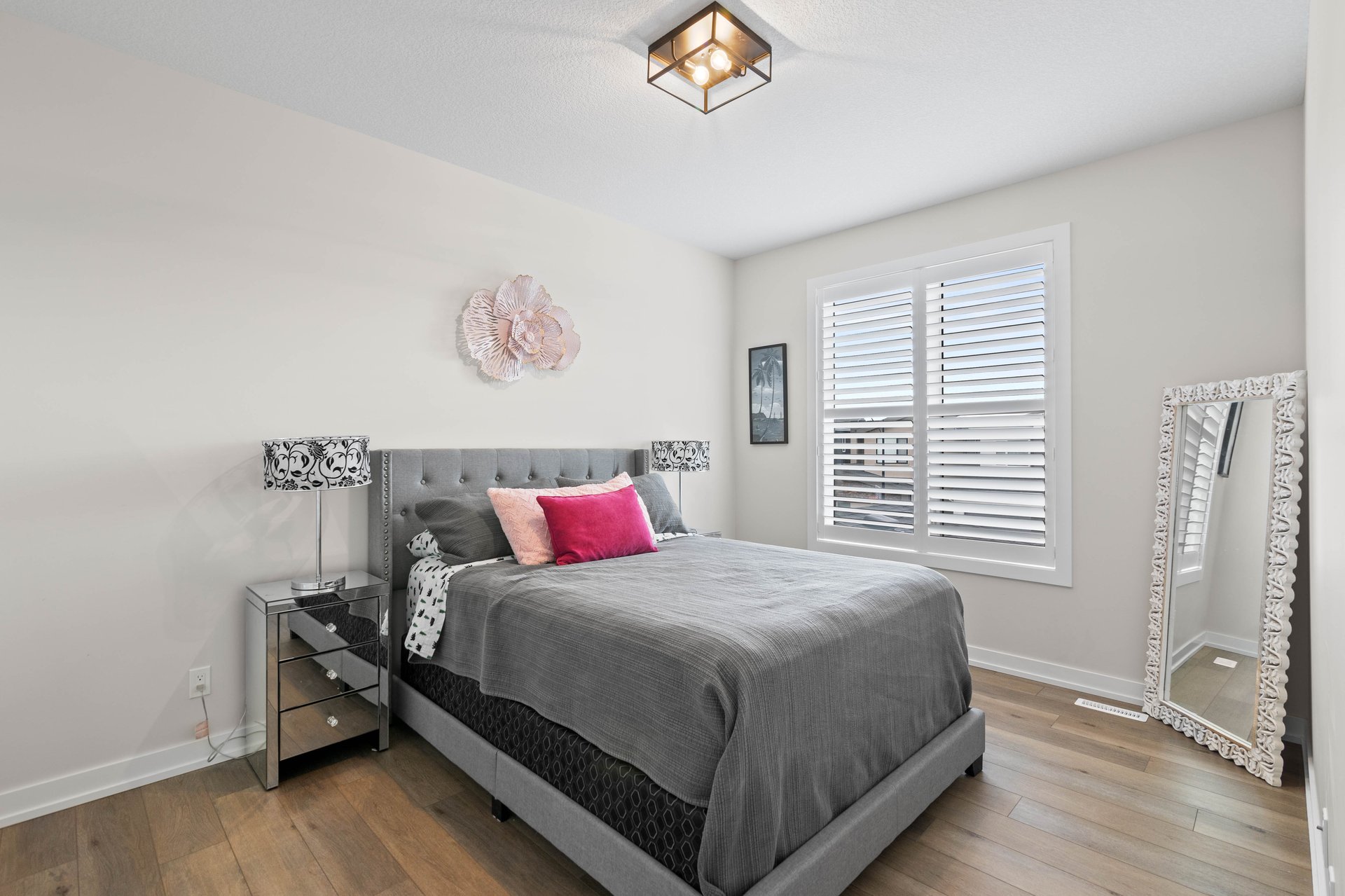 17 Coulee Crescent SW