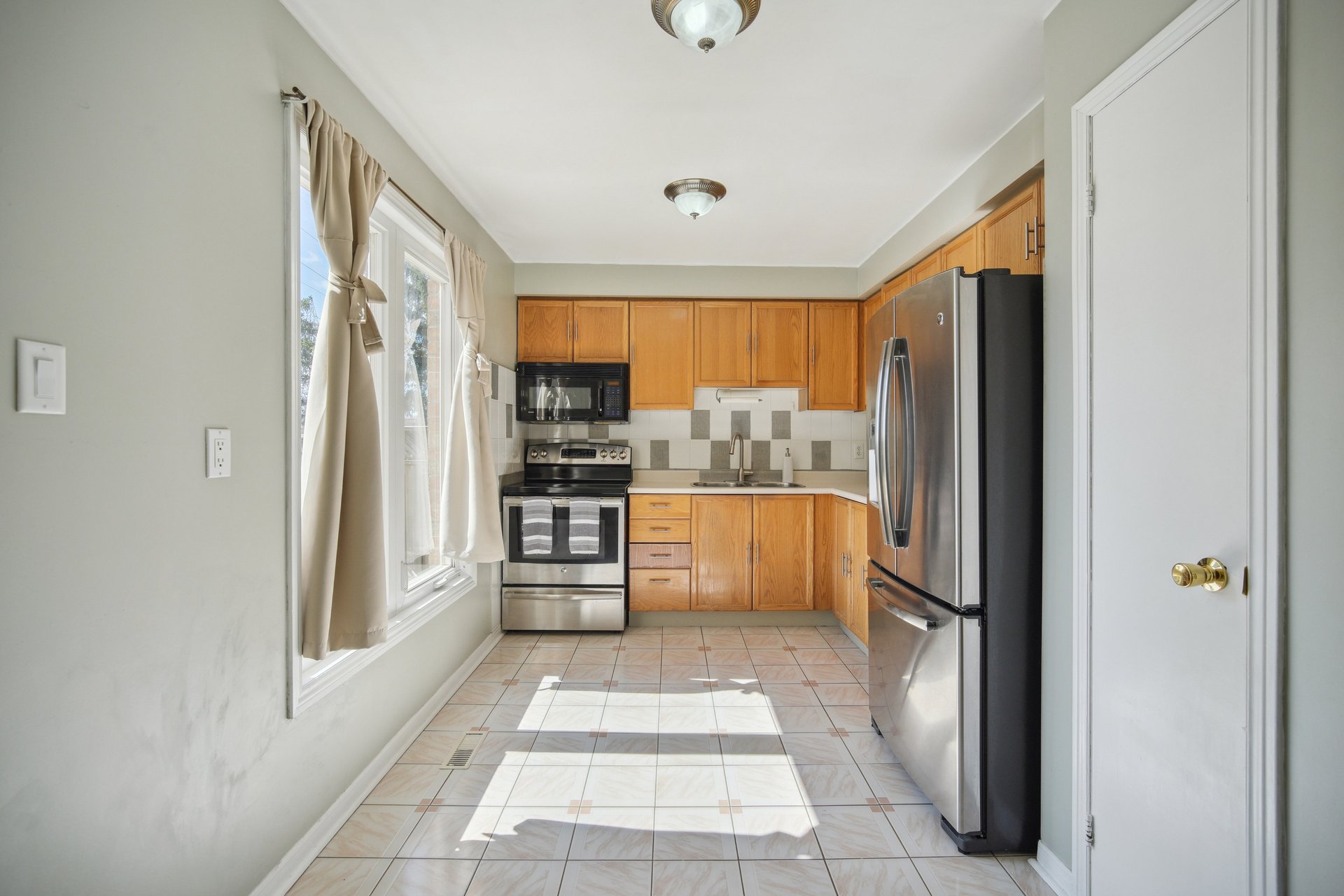 3-BED, 3-BATH OASIS