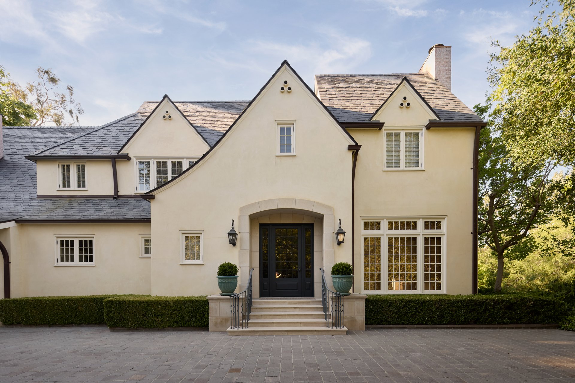 10301 Strathmore Dr, Holmby Hills