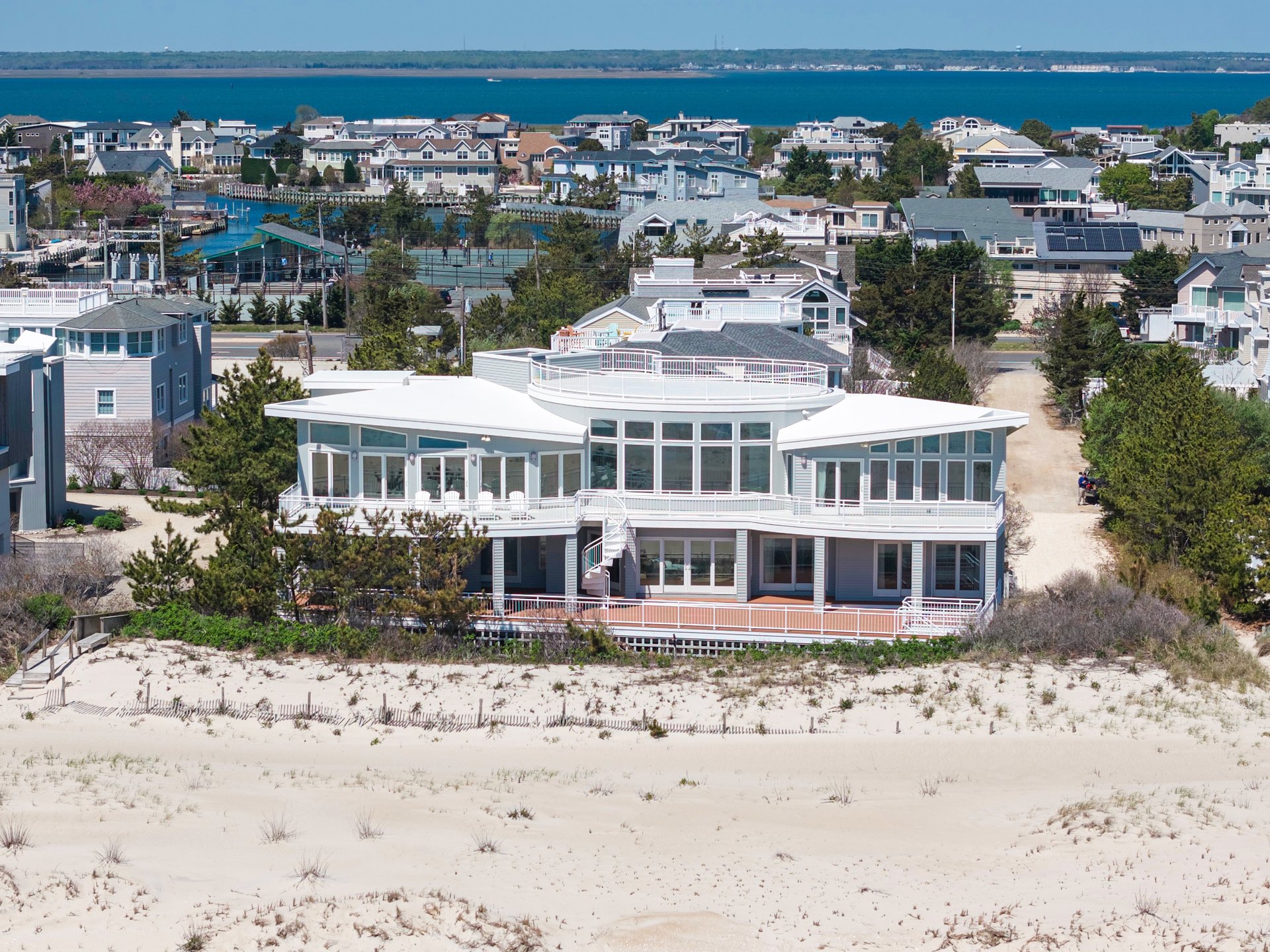 101 E Long Beach Boulevard 