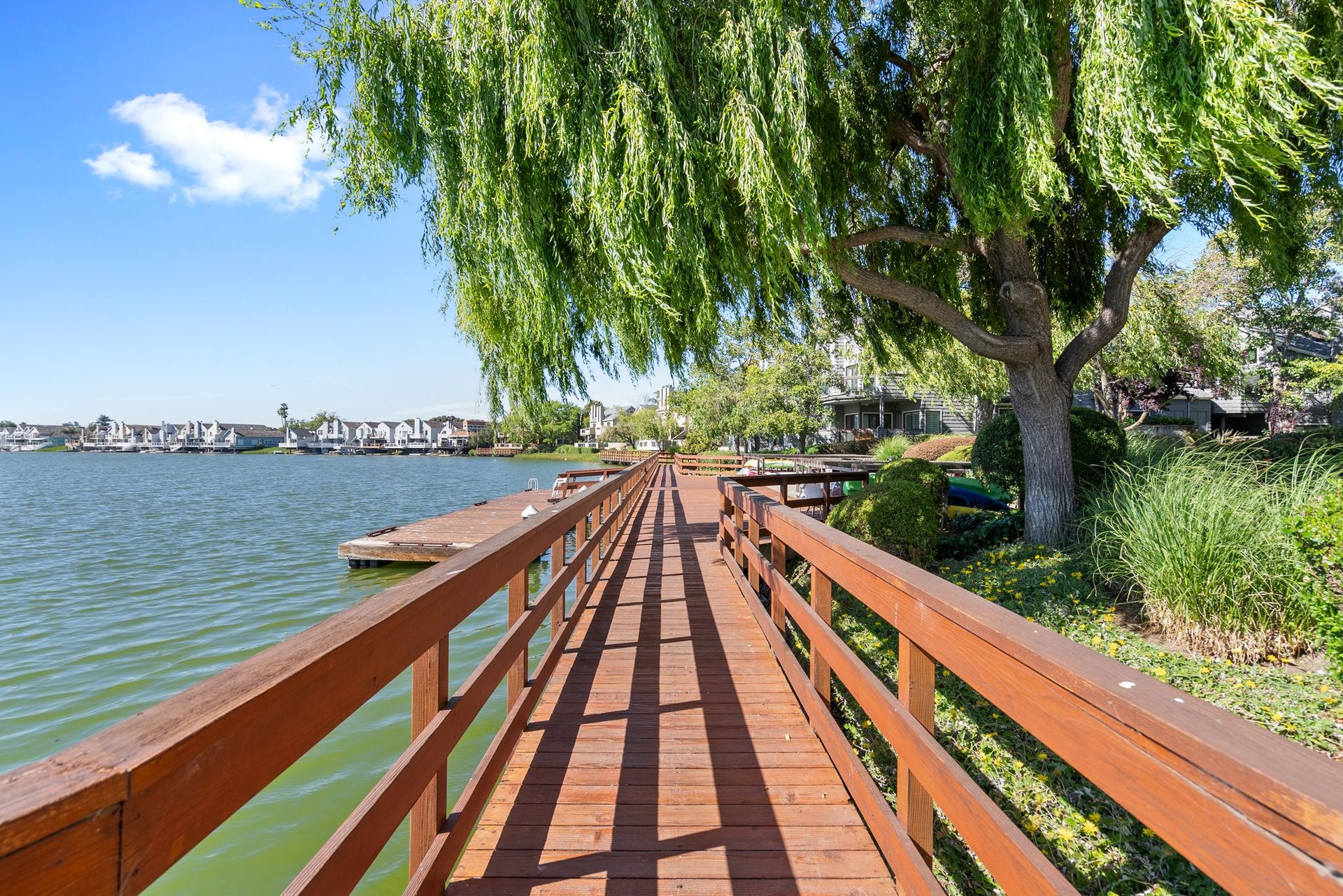 1090 Shoreline Drive