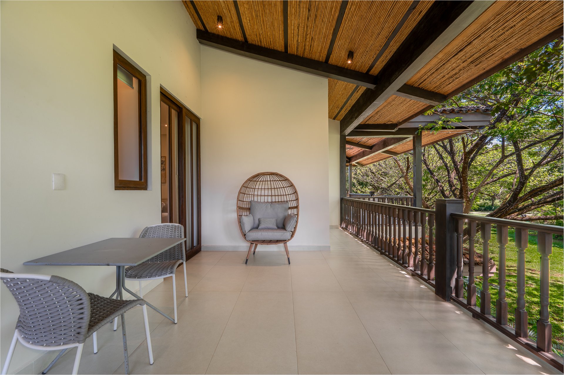Malinches 27 A/B | Turnkey 6-Bedroom Duplex Investment in Hacienda Pinilla