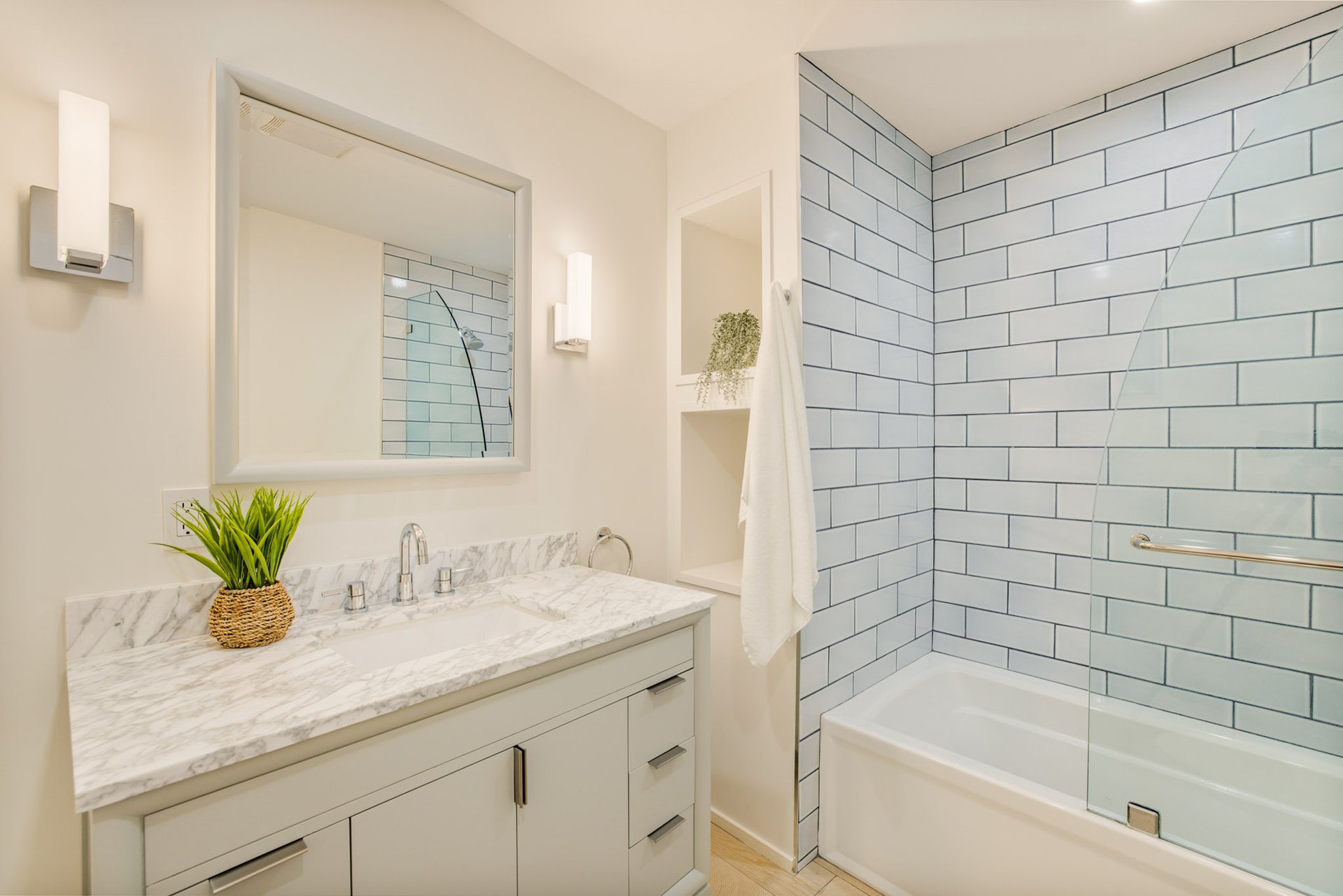 279 Mabery Rd, Santa Monica