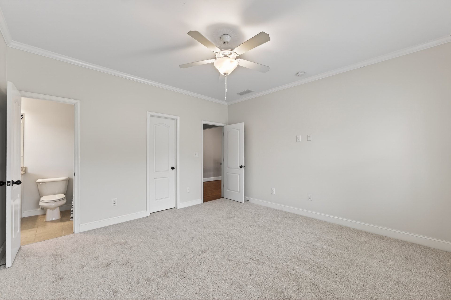 16555 Quayside Drive