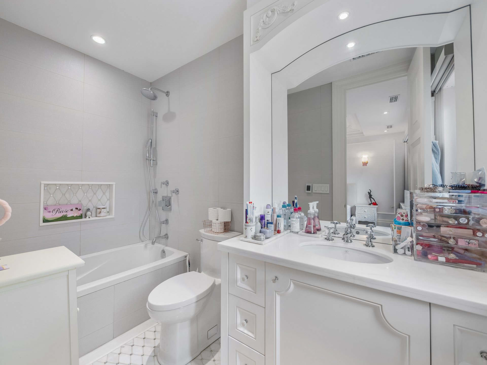 Ultimate Luxury In Bedford Park