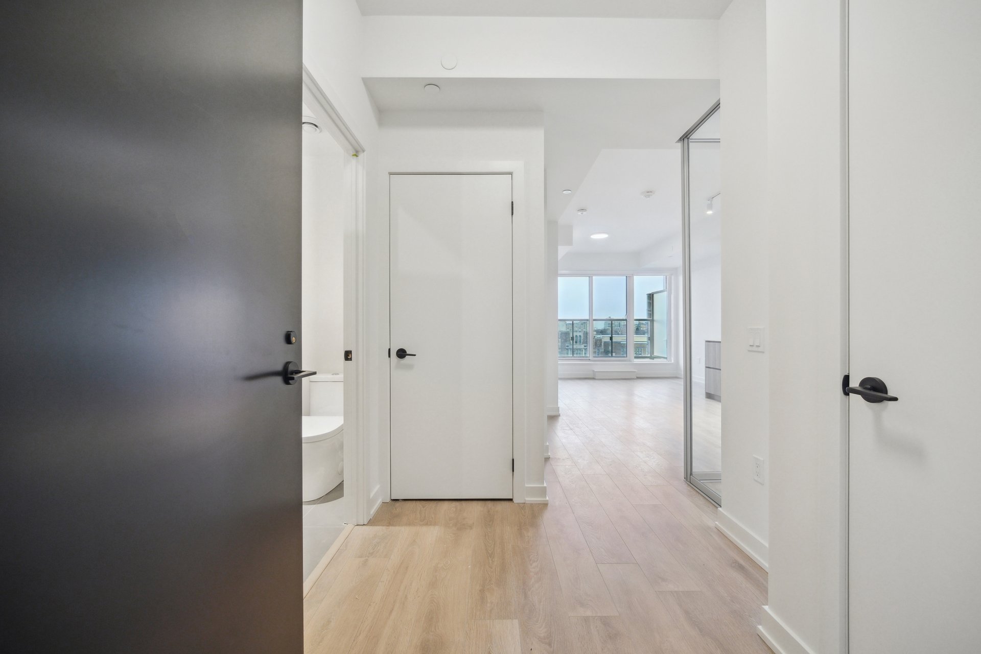117 Broadway Ave Suite 708