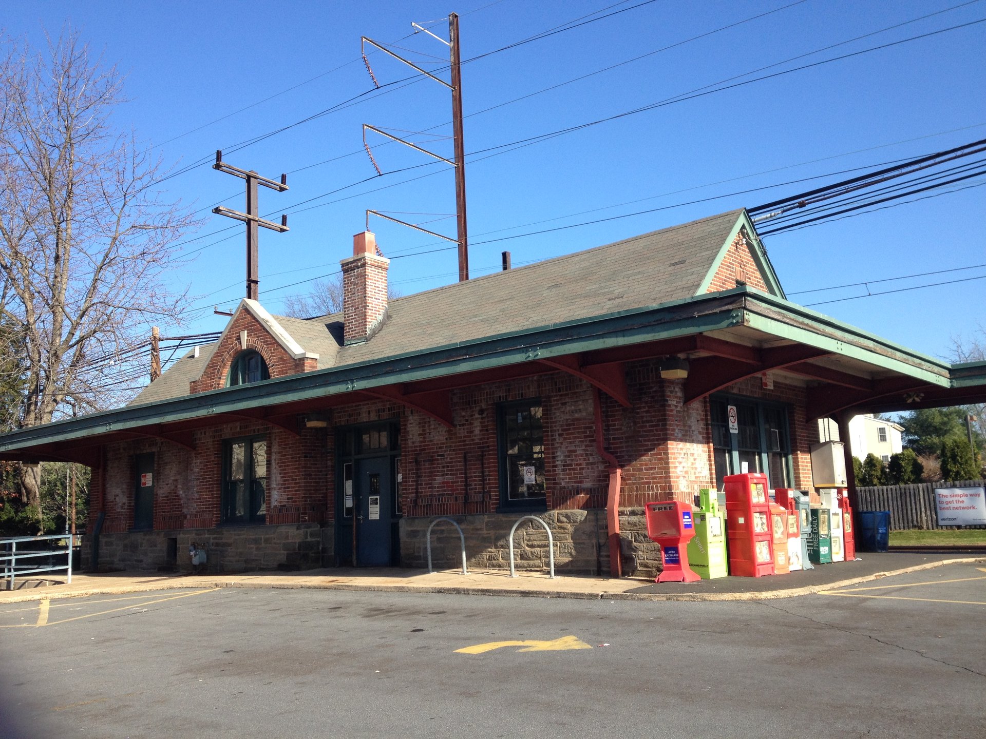 hatboro-04-hatboro-pa-septa-station-from-parking-lot-december.jpg