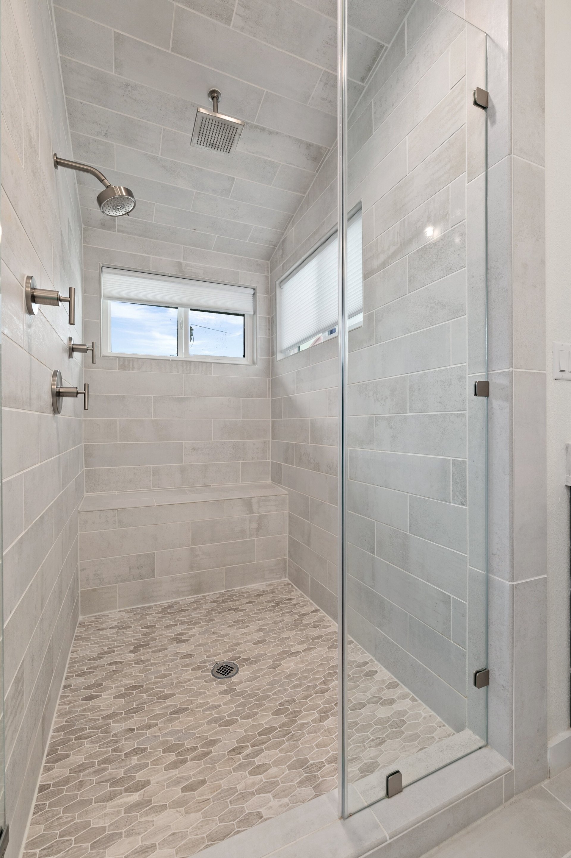 1215 Lake Shore Drive