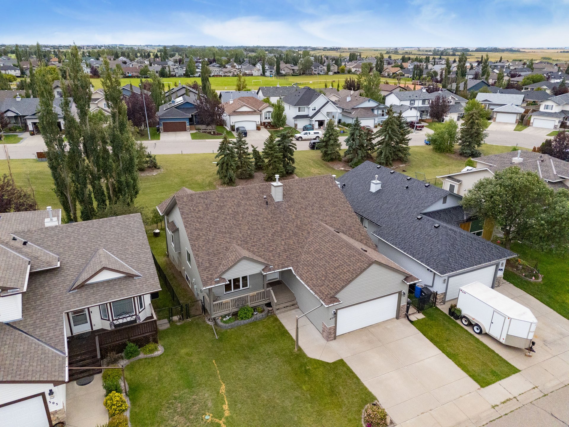 499 Highland Close