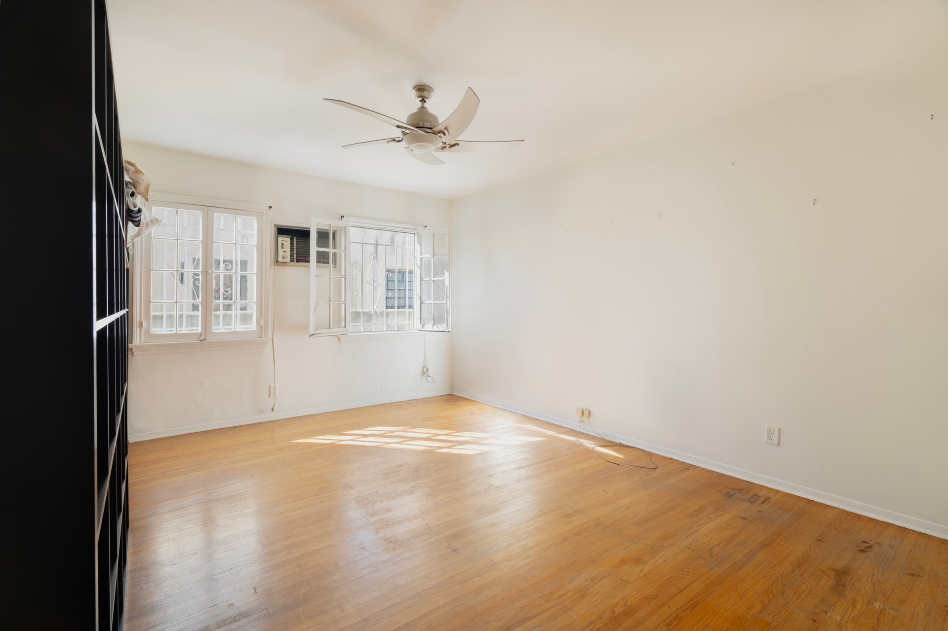 424 N Edinburgh Ave, Miracle Mile