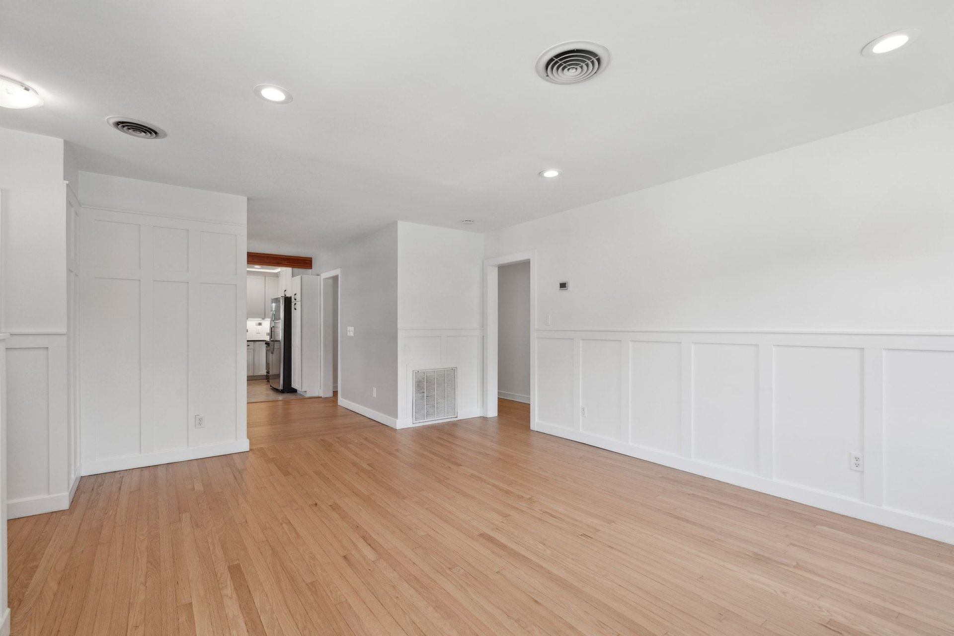 1915 Aichele Drive