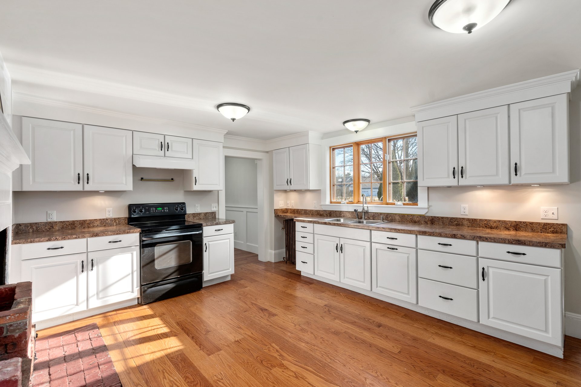 261 Gardner St