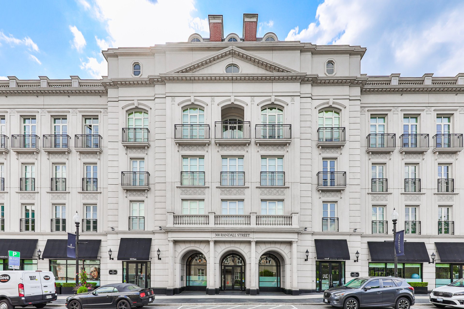 307-300 Randall Street, Oakville