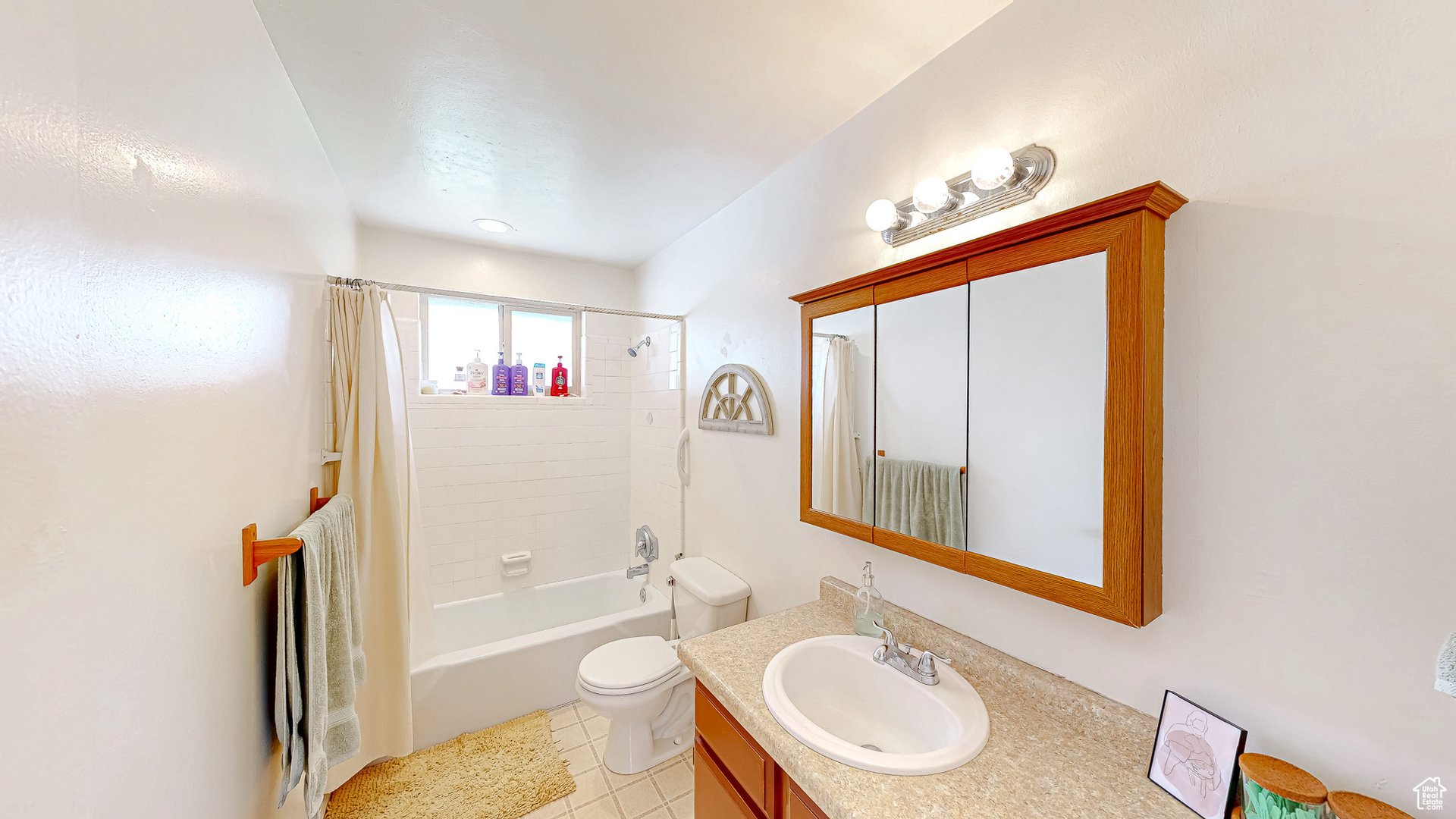 490 N 100 E, Orem UT, 84057