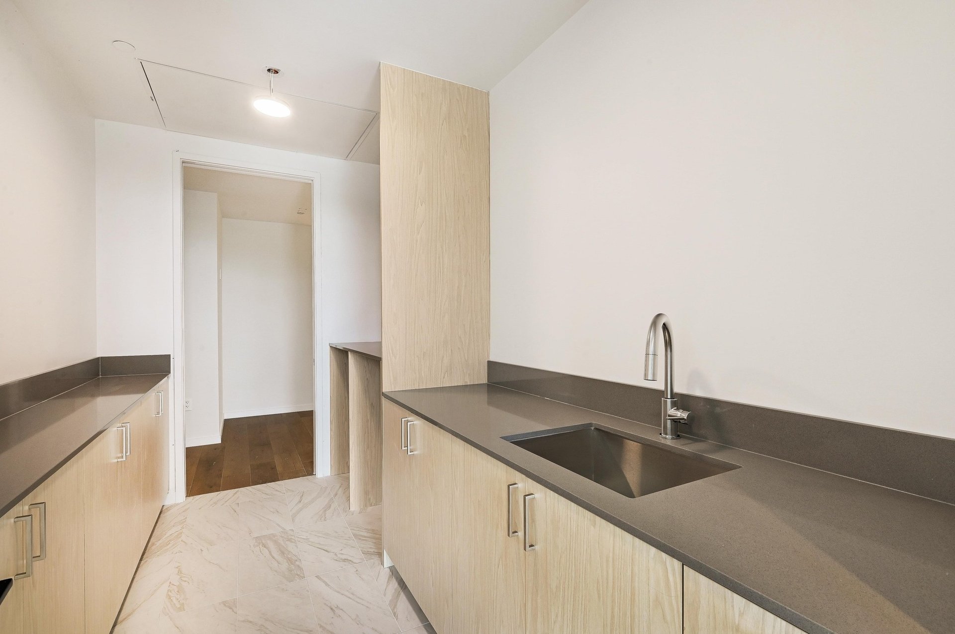 1006 Baylor Street #203
