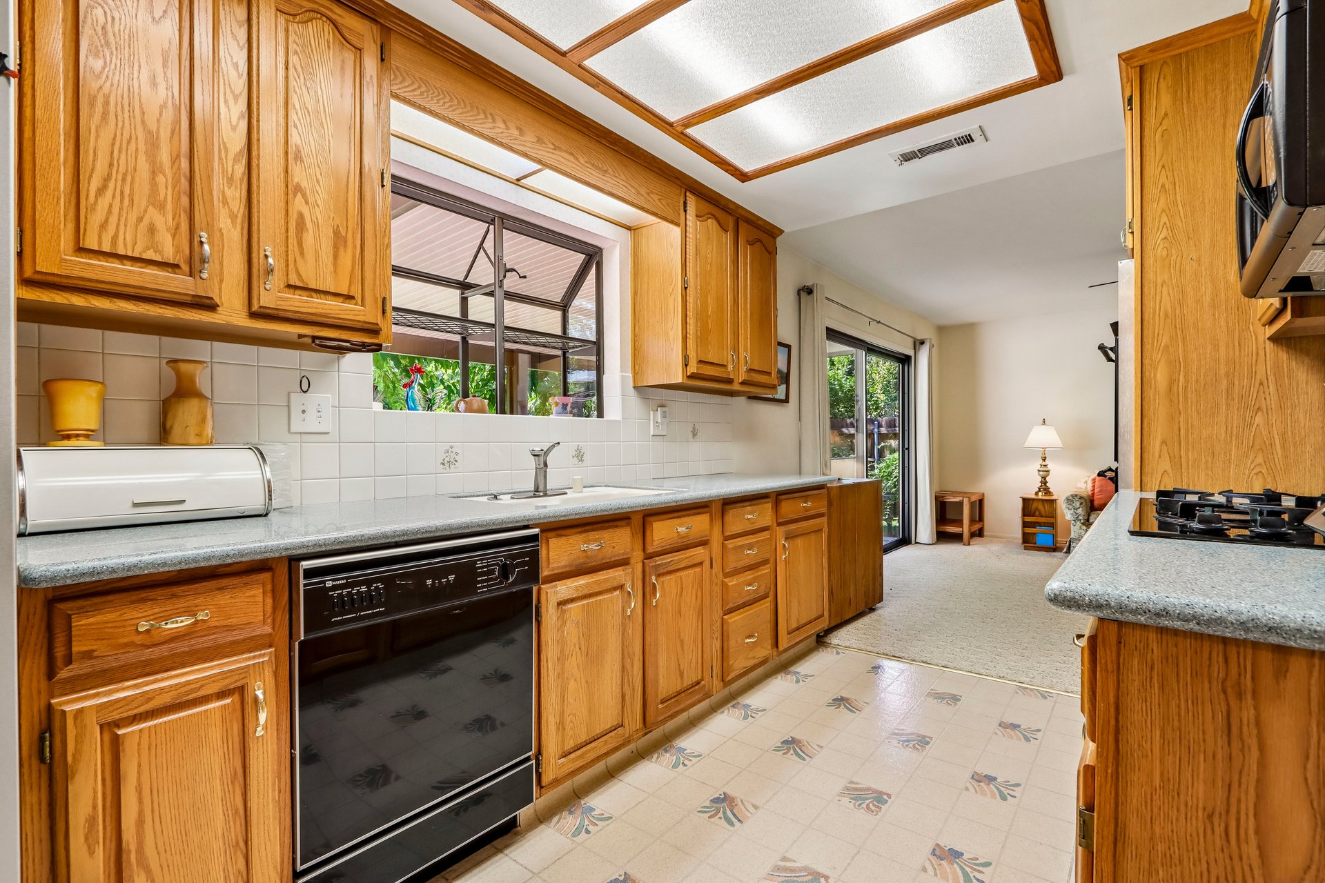 360 Franklin Avenue