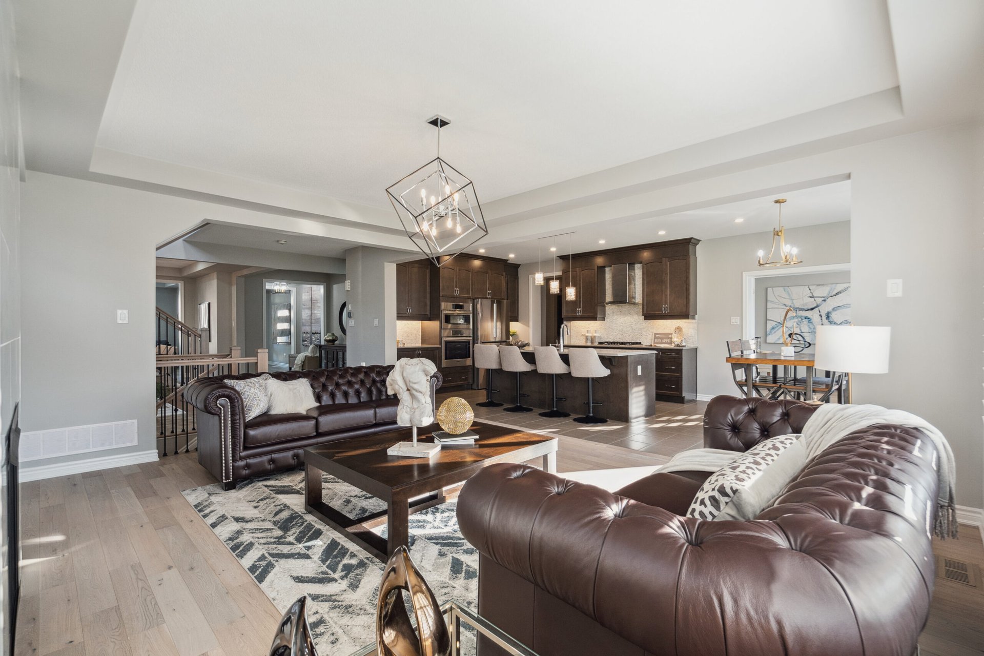 525 Arosa Way